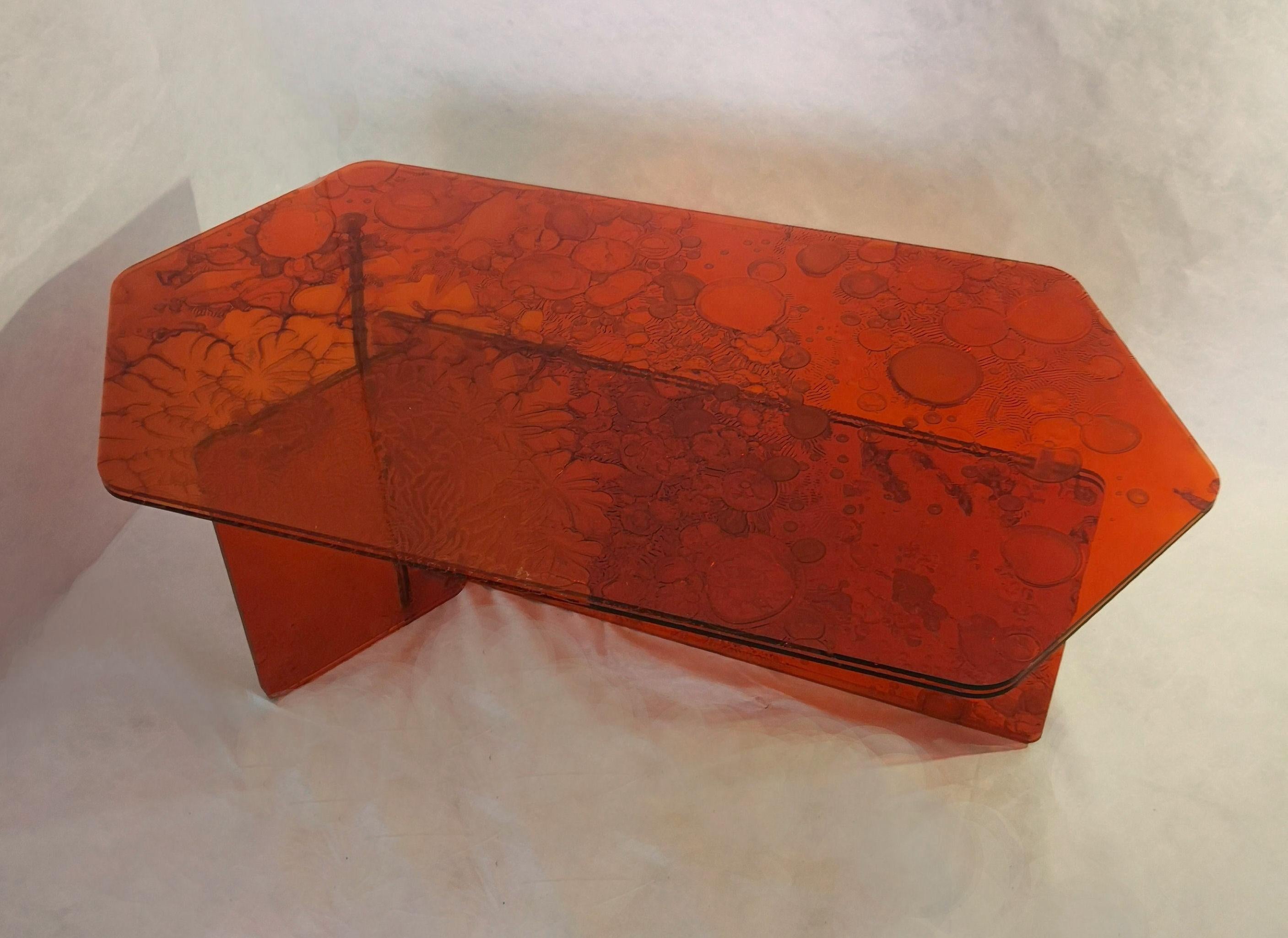 Contemporary Sketch Coffee Table Made in Acrylic Red Design Roberto Giacomucci in 2022 For Sale