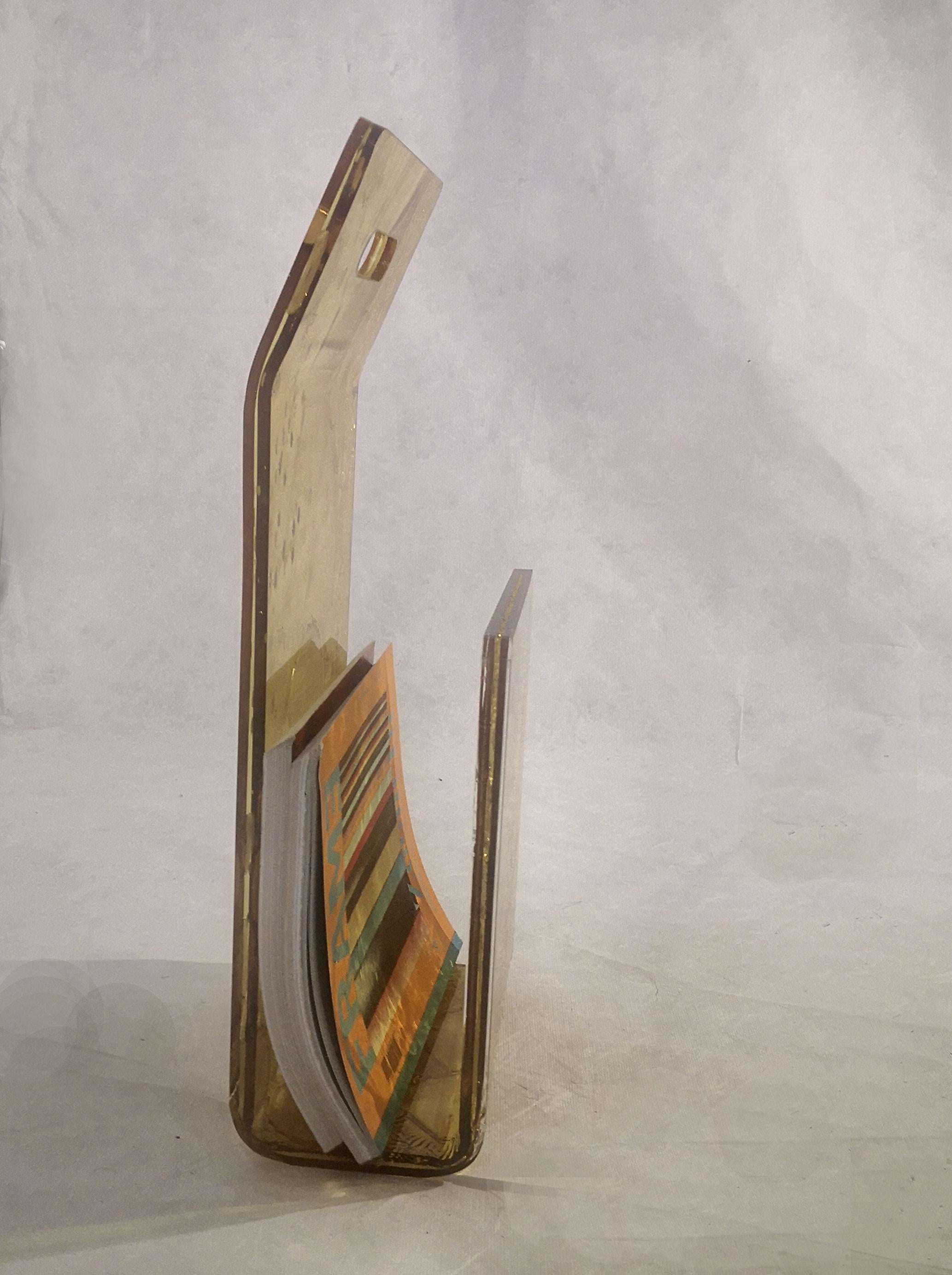 Sketch Magazine Rack Made of Acrylic Design Roberto Giacomucci, 2022 In New Condition For Sale In ancona, IT