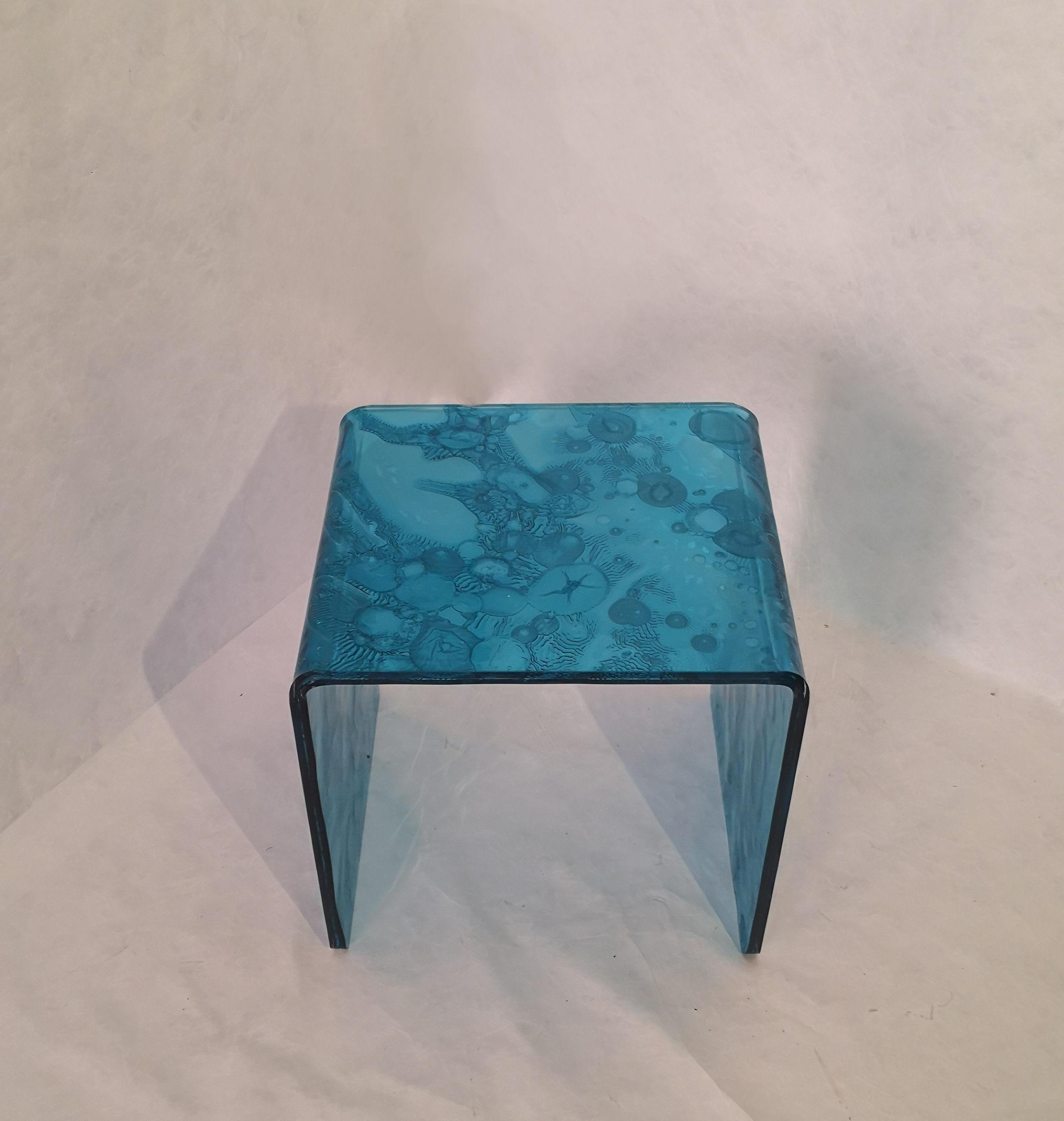 Mini table d'appoint Ponte faite d'un croquis  Conception en acrylique Roberto Giacomucci 2021 Neuf - En vente à ancona, IT