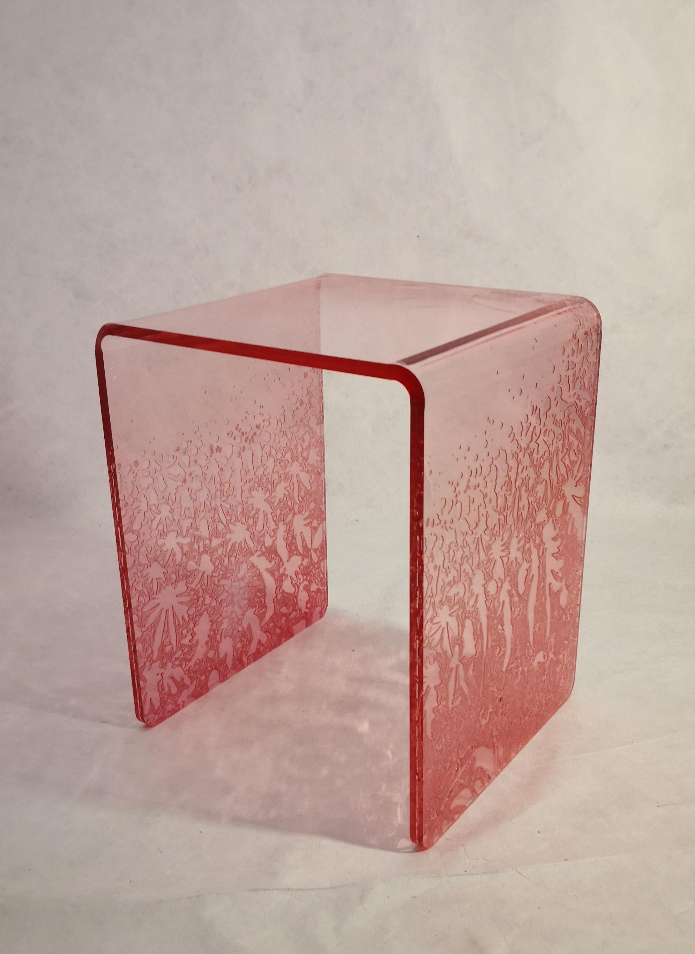 Modern Sketch Mini Ponte Side Table Made of Acrylic Design Roberto Giacomucci 2022 For Sale