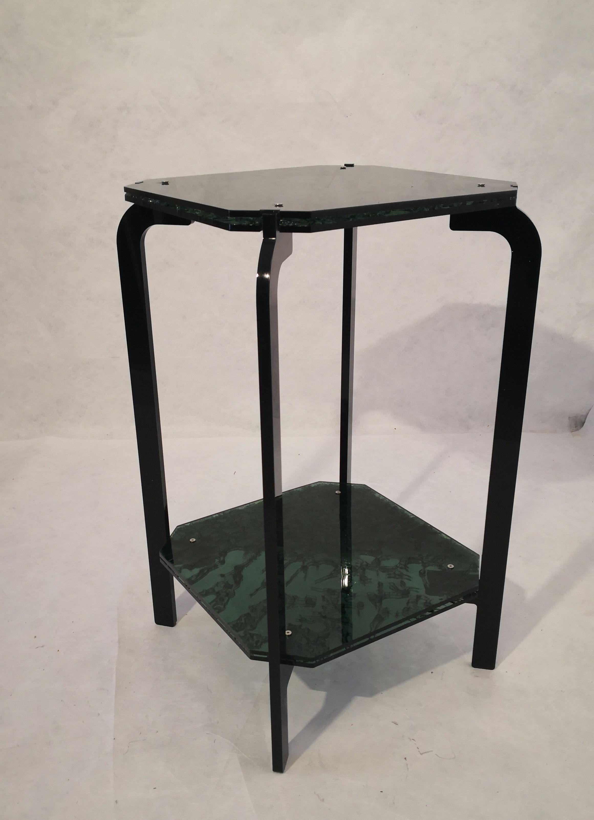 Machine-Made Sketch Mini Ponte Side Table Made of Acrylic Design Roberto Giacomucci 2022 For Sale