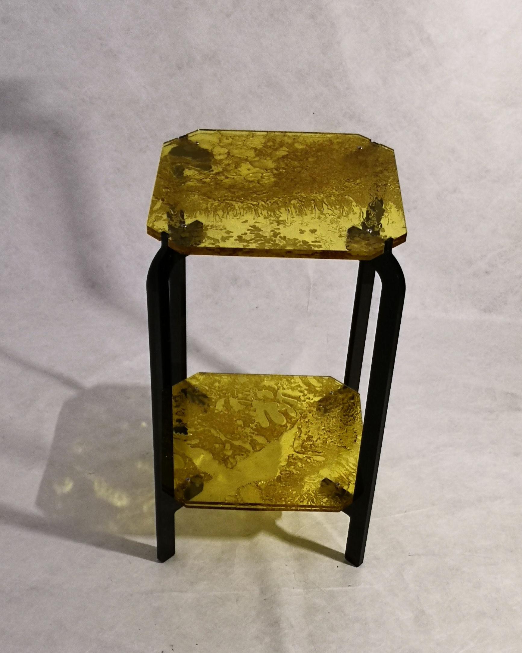 Machine-Made Sketch Mini Ponte Side Table Made of Acrylic Design Roberto Giacomucci, 2022 For Sale