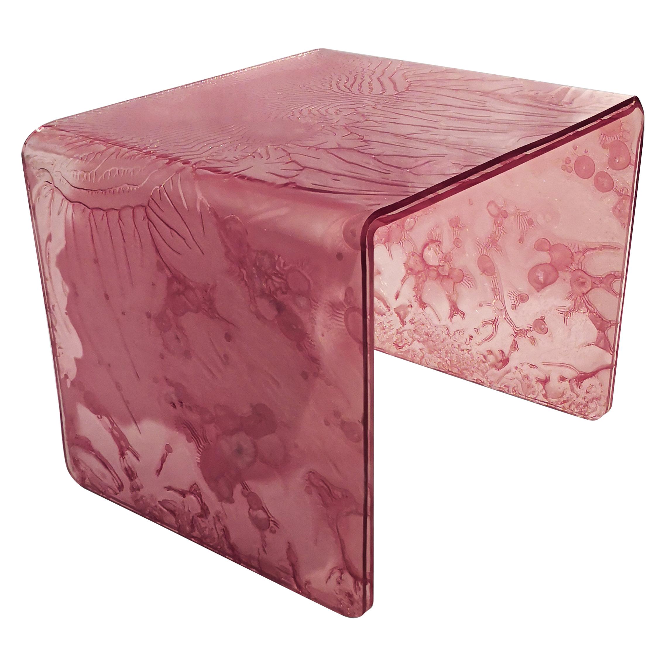 Mini table d'appoint Ponte croquis faite en acrylique rose Roberto Giacomucci 2020