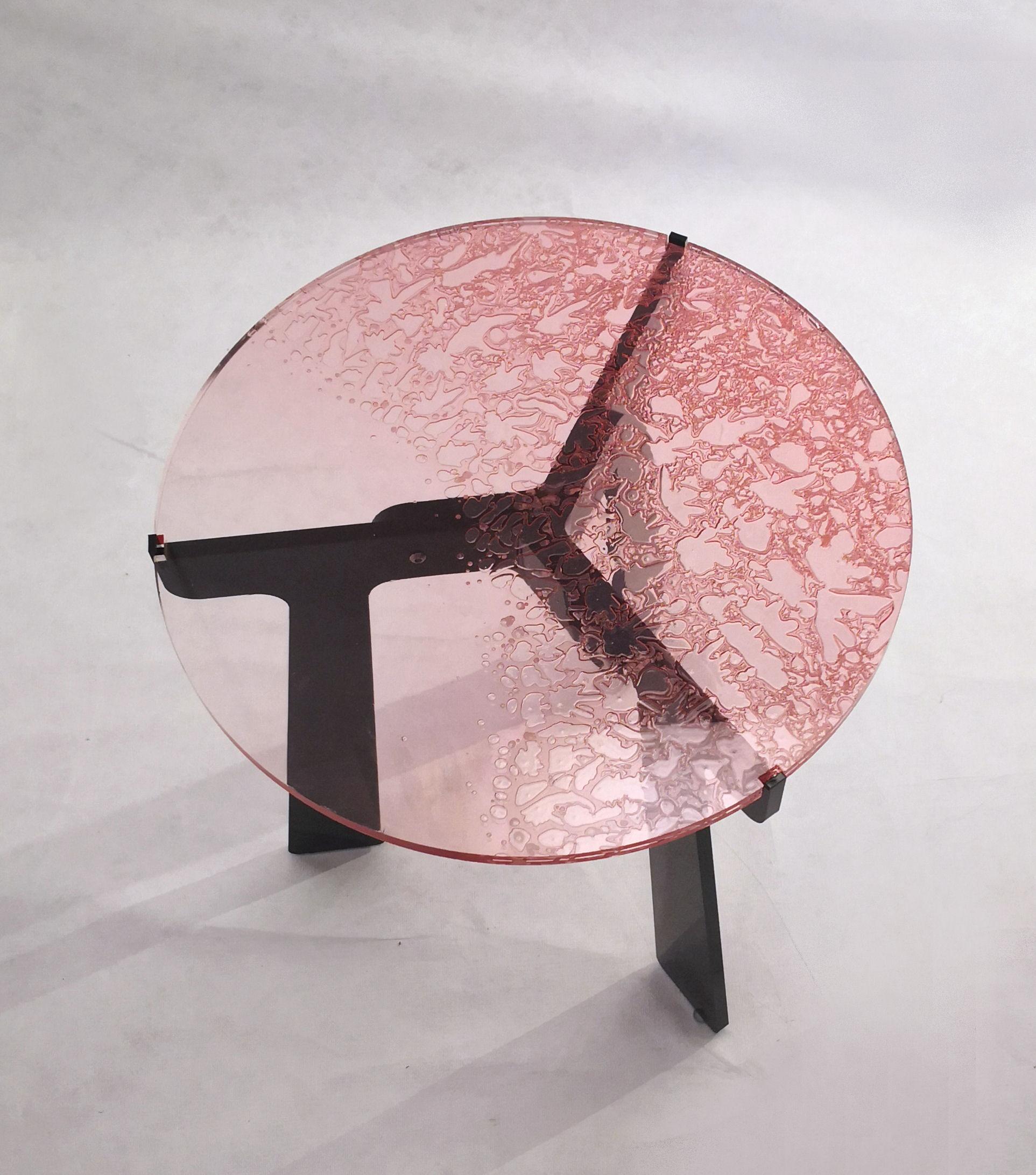 Contemporary Sketch Mini Sidetable Made of Pink Acrylic Des, Roberto Giacomucci in 2021 For Sale