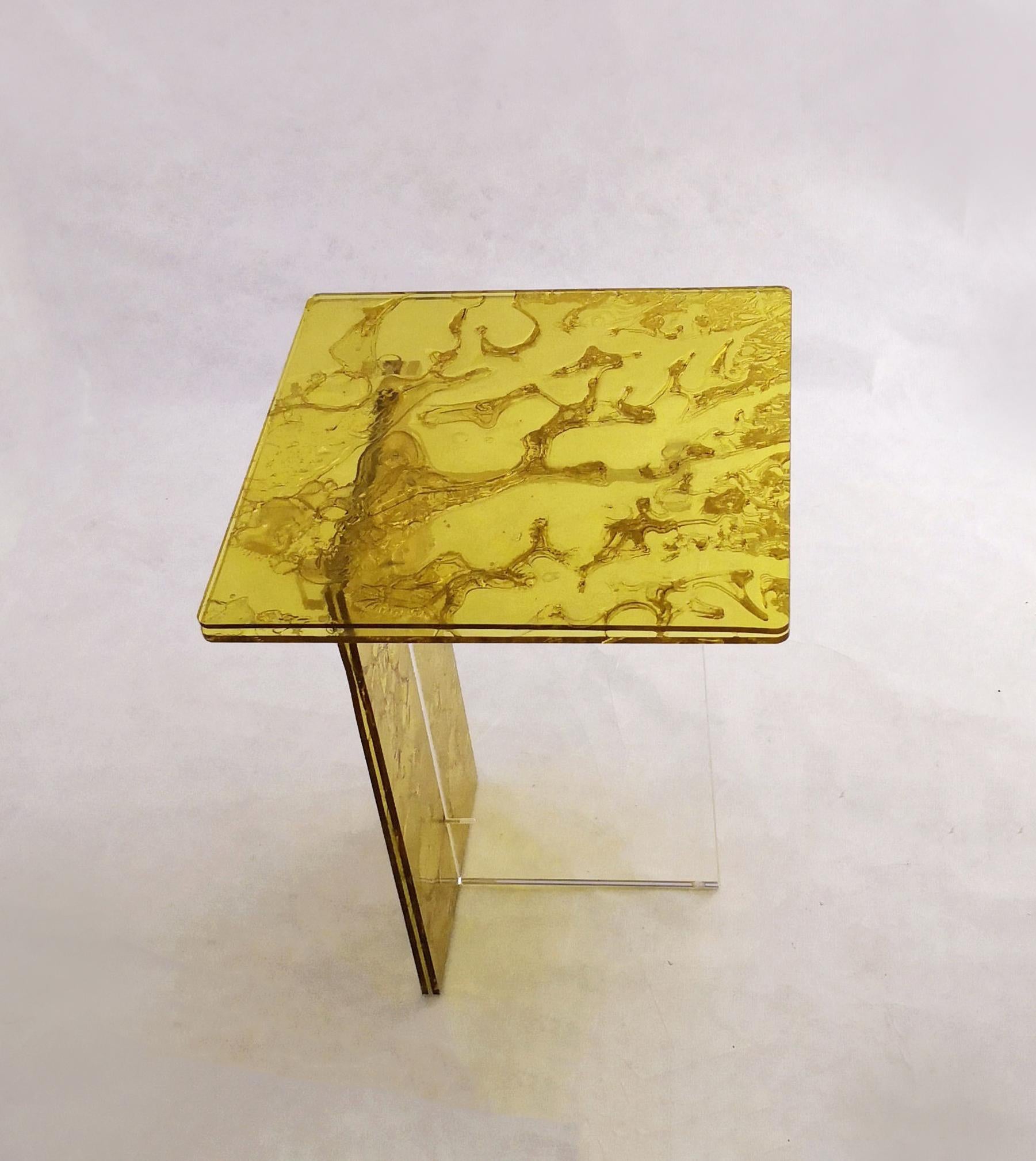 Modern Sketch Mini Sidetable Made of Yellow Acrylic Des. Roberto Giacomucci in 2022 For Sale