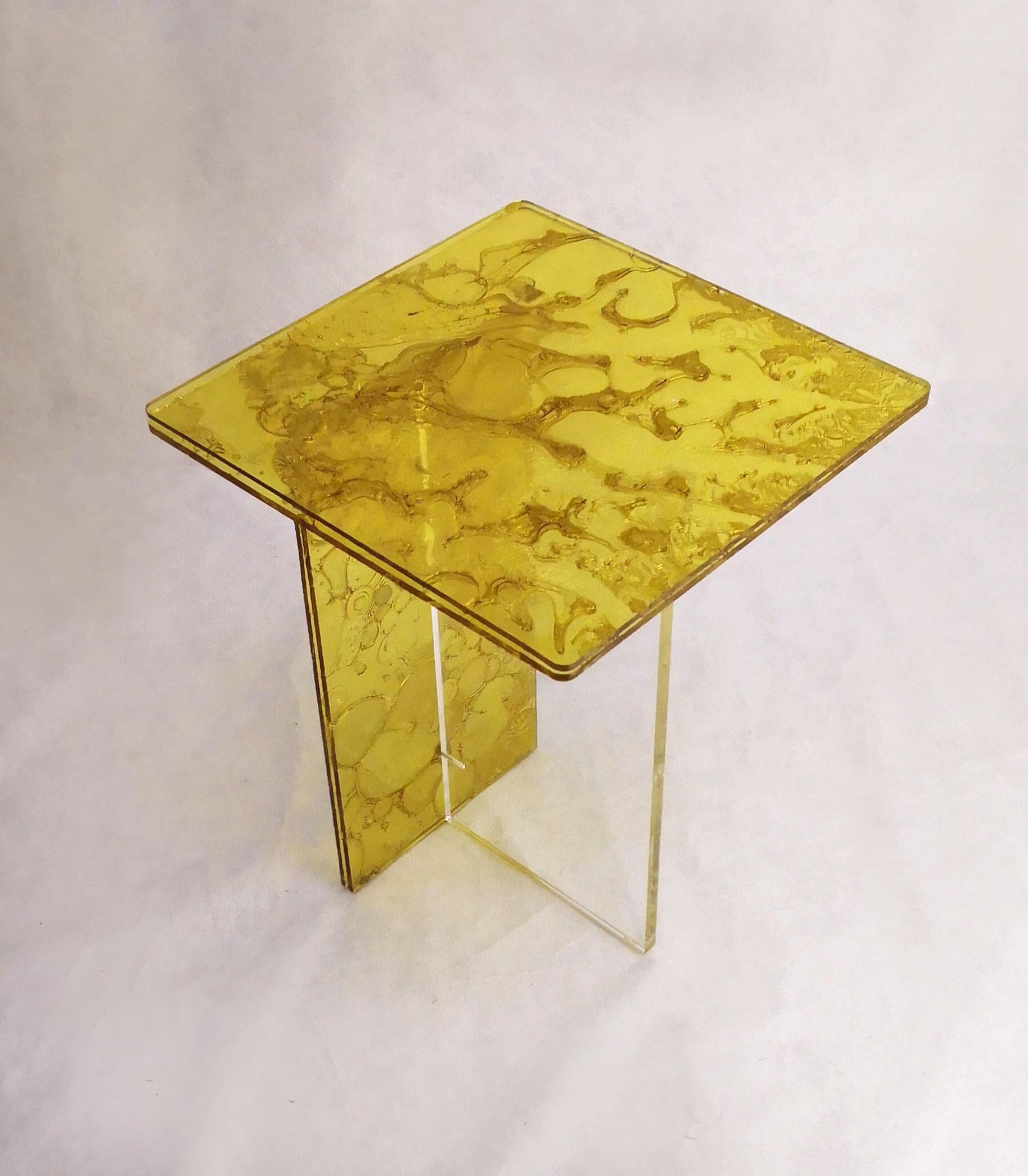 Italian Sketch Mini Sidetable Made of Yellow Acrylic Des. Roberto Giacomucci in 2022 For Sale