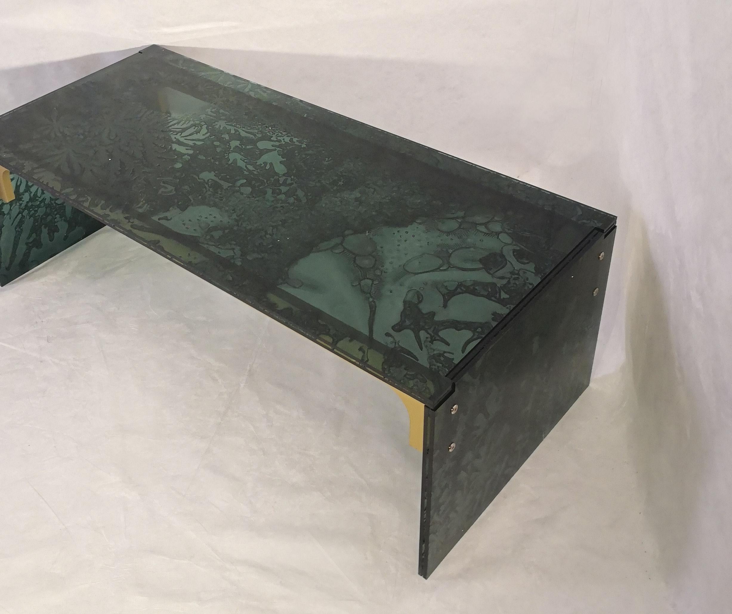 Sketch Quadro Coffee Table Made of Green Moss Acrylic Des, Roberto Giacomucci For Sale 1