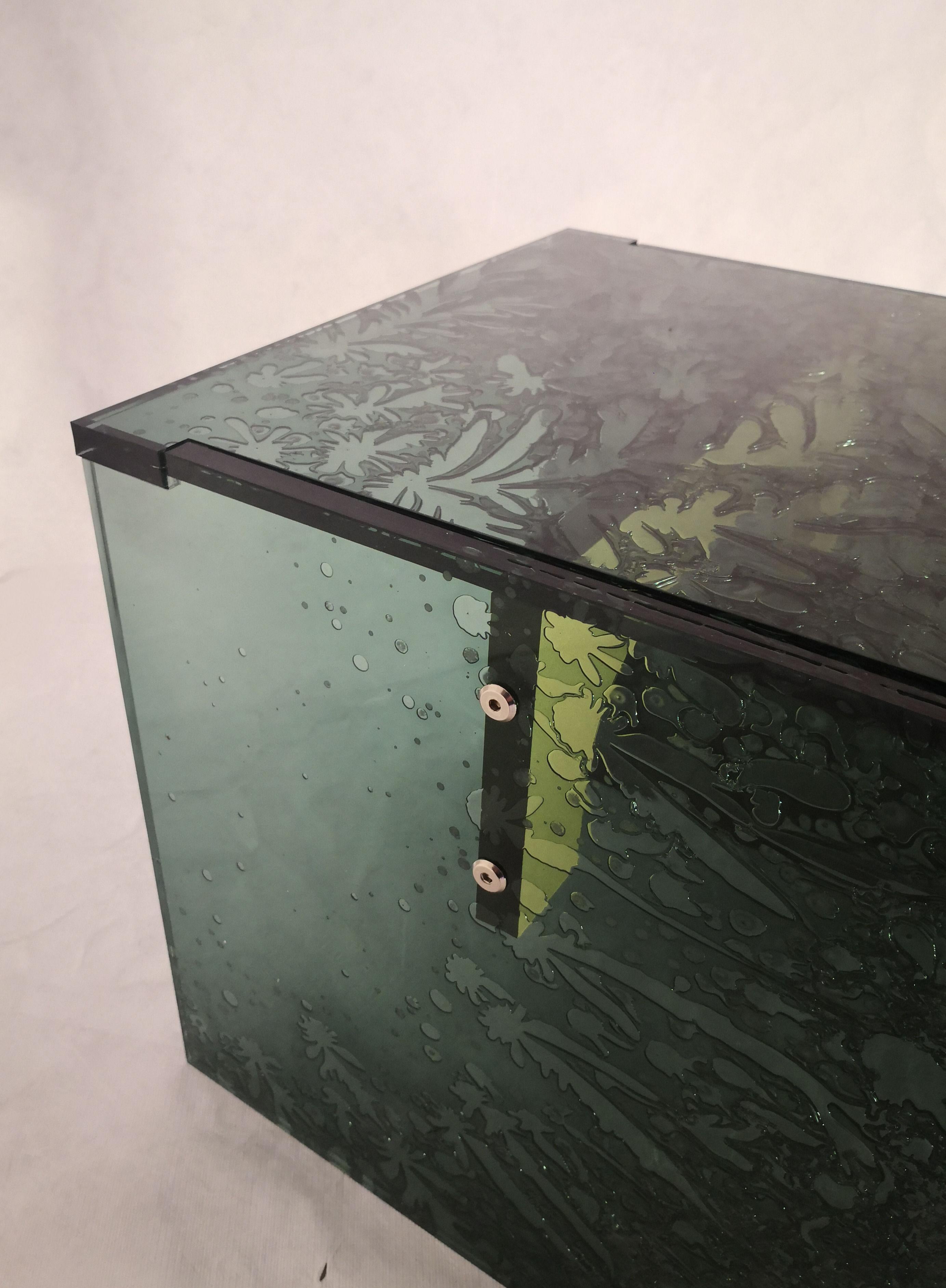 Machine-Made Sketch Quadro Side Table 1 Made of Green Moss Acrylic Des, Roberto Giacomucci For Sale