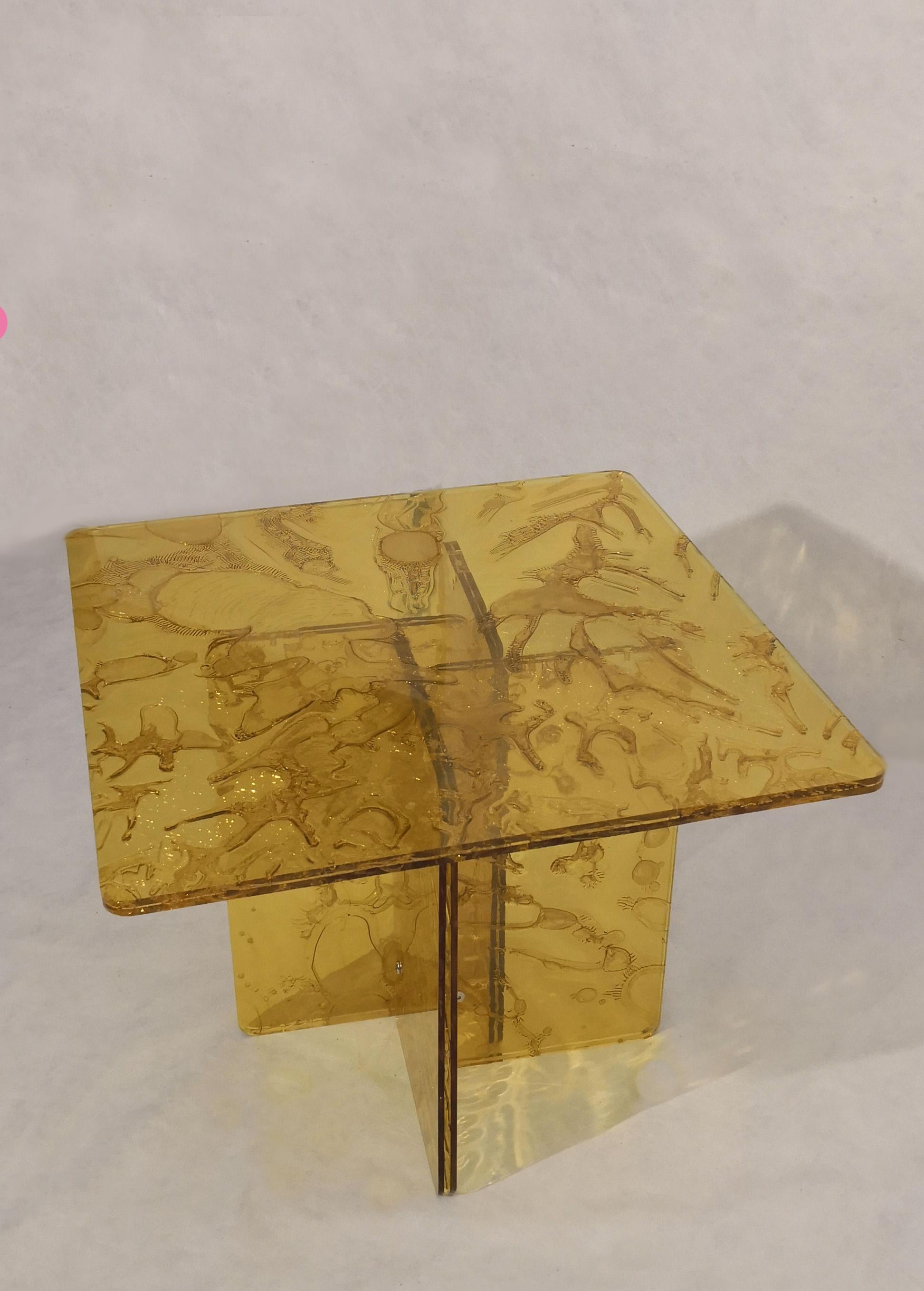Sketch Quadro Sidetable Made of Yellow Acrylic Des. Roberto Giacomucci in 2022 For Sale 3