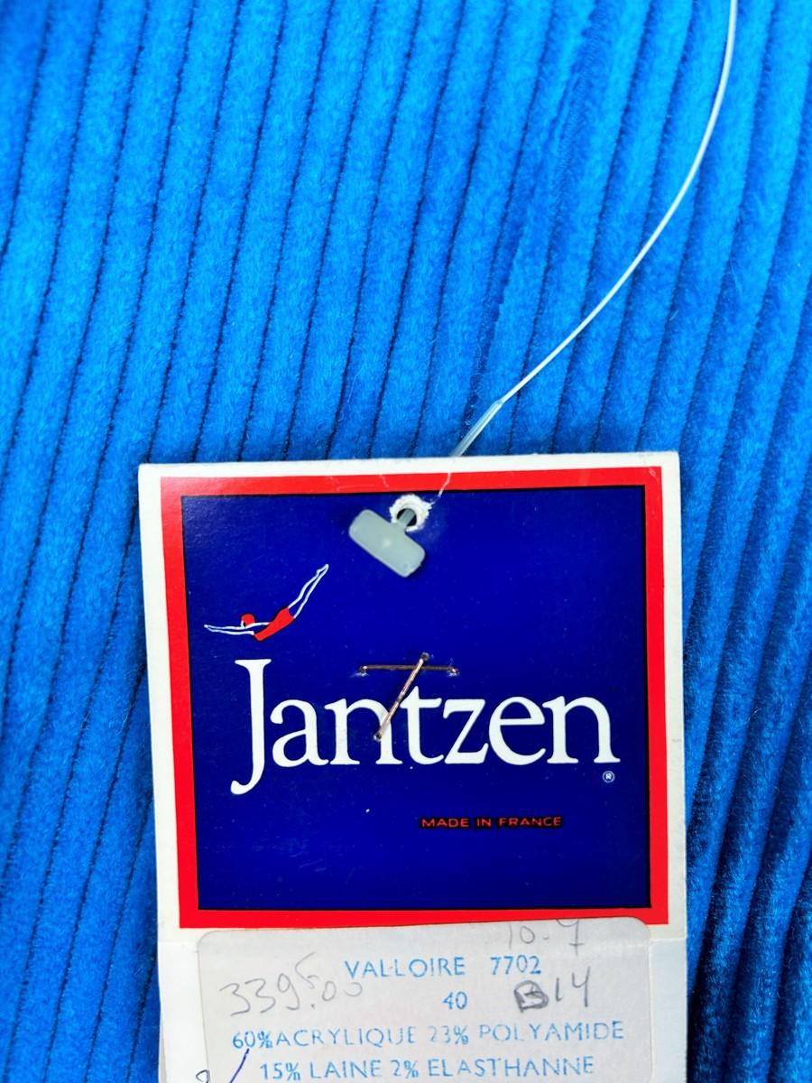 Ensemble de ski en corduroy bleu de Jantzen vers 1975 Pour femmes en vente