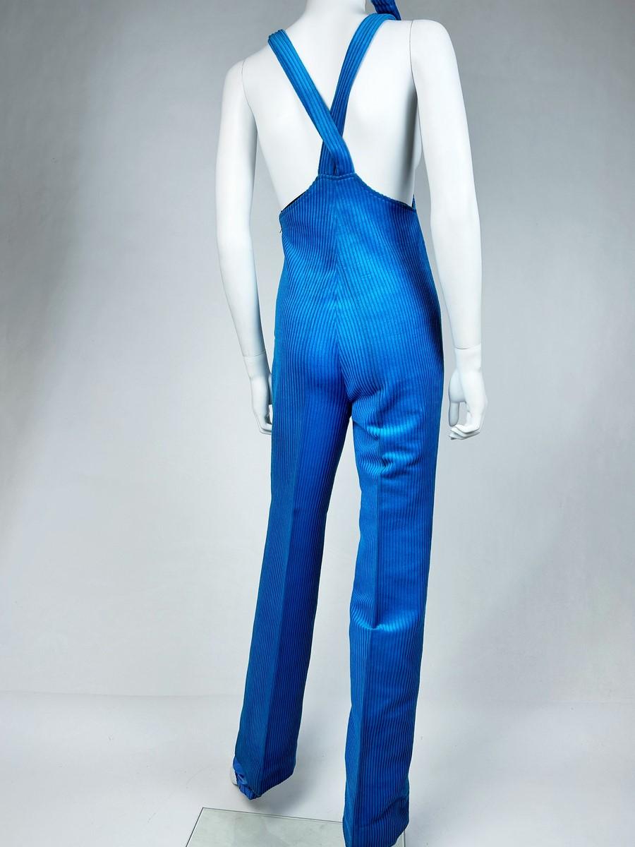 Tuta da sci in velluto blu elasticizzato di Jantzen Circa 1975 in vendita 3