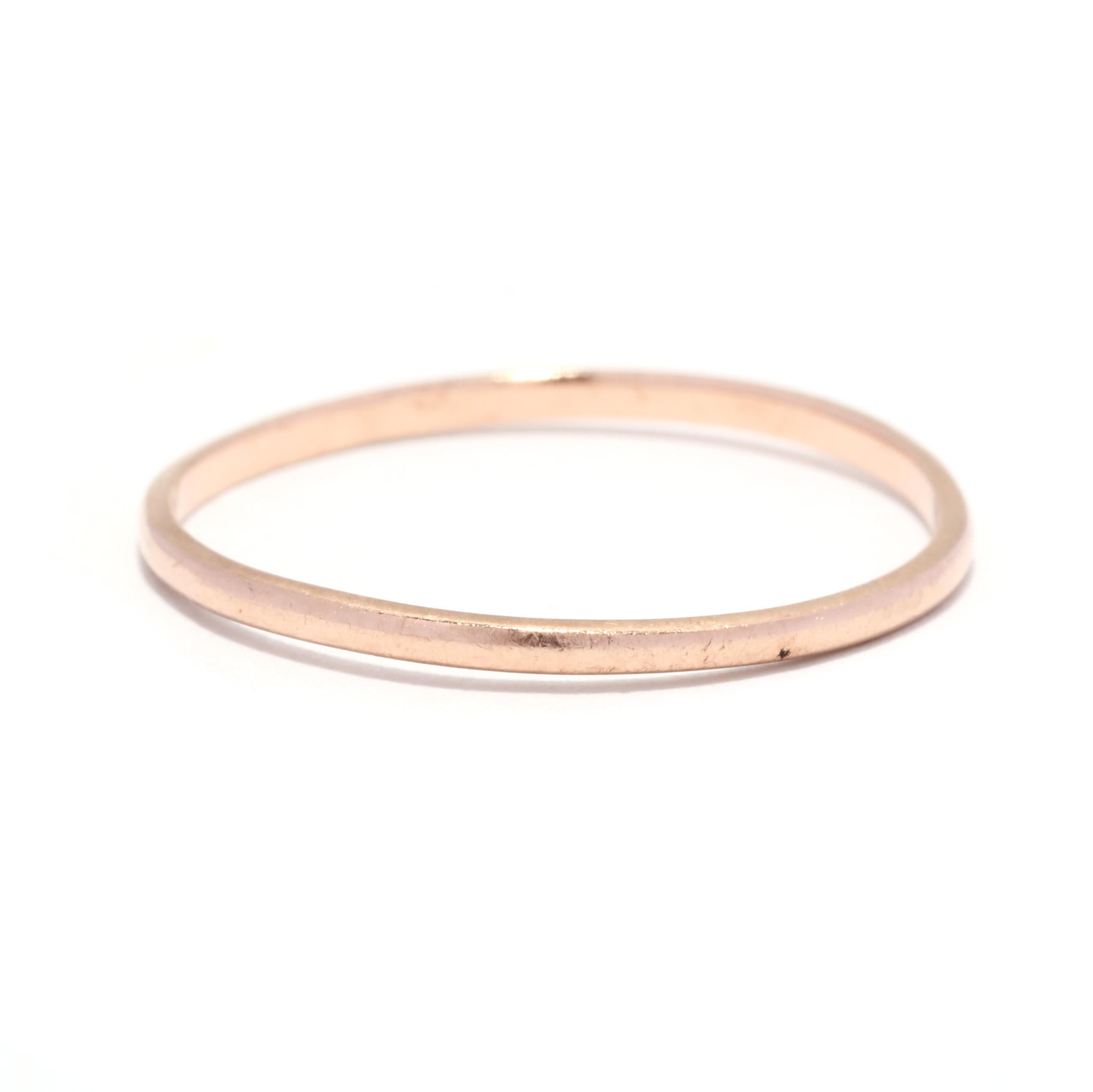 Skinny Rose Gold Band, 14K Rose Gold, Ring Size 8, Thin Stackable Band In Good Condition In McLeansville, NC