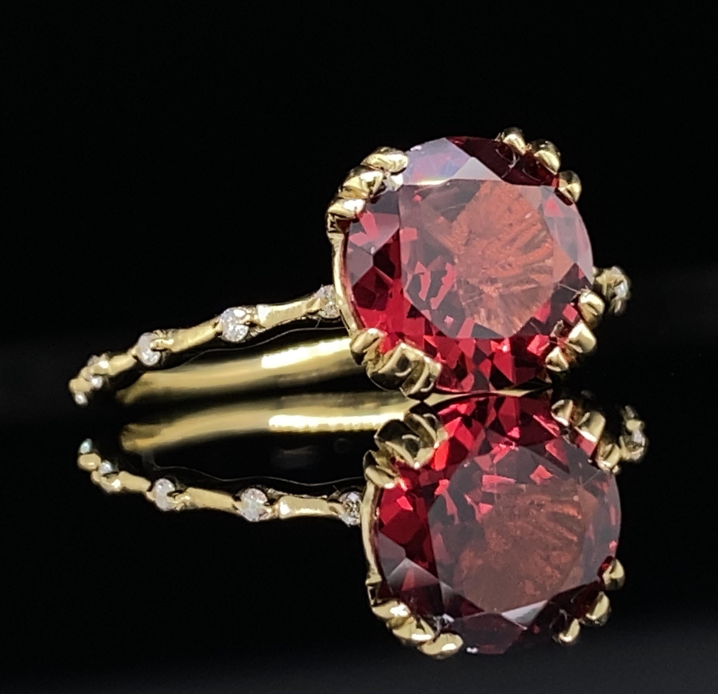 Ensemble de grappes « Skinny Twist » : solitaire en rhodolite avec diamants + deux anneaux en or 18 carats en vente 4