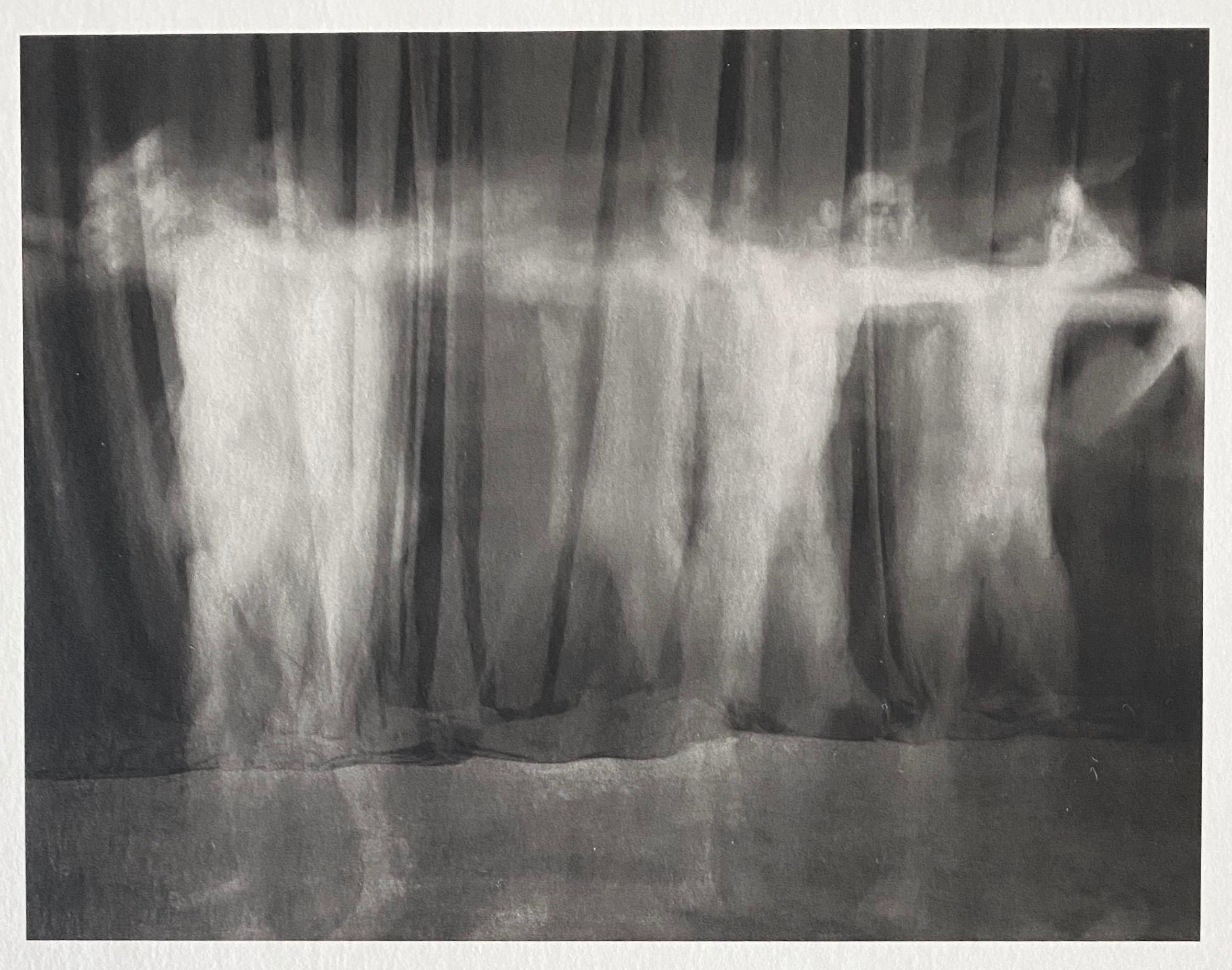 The Vintage Photograph Male Nude Platinum Print Photo 'Ring Around the Rosie' (L'anneau autour de la rose) - Gris Nude Photograph par Skip Arnold