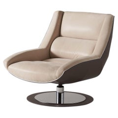 Skipper: the Nautilus’s lightness transforms into a haven of leather and relaxation