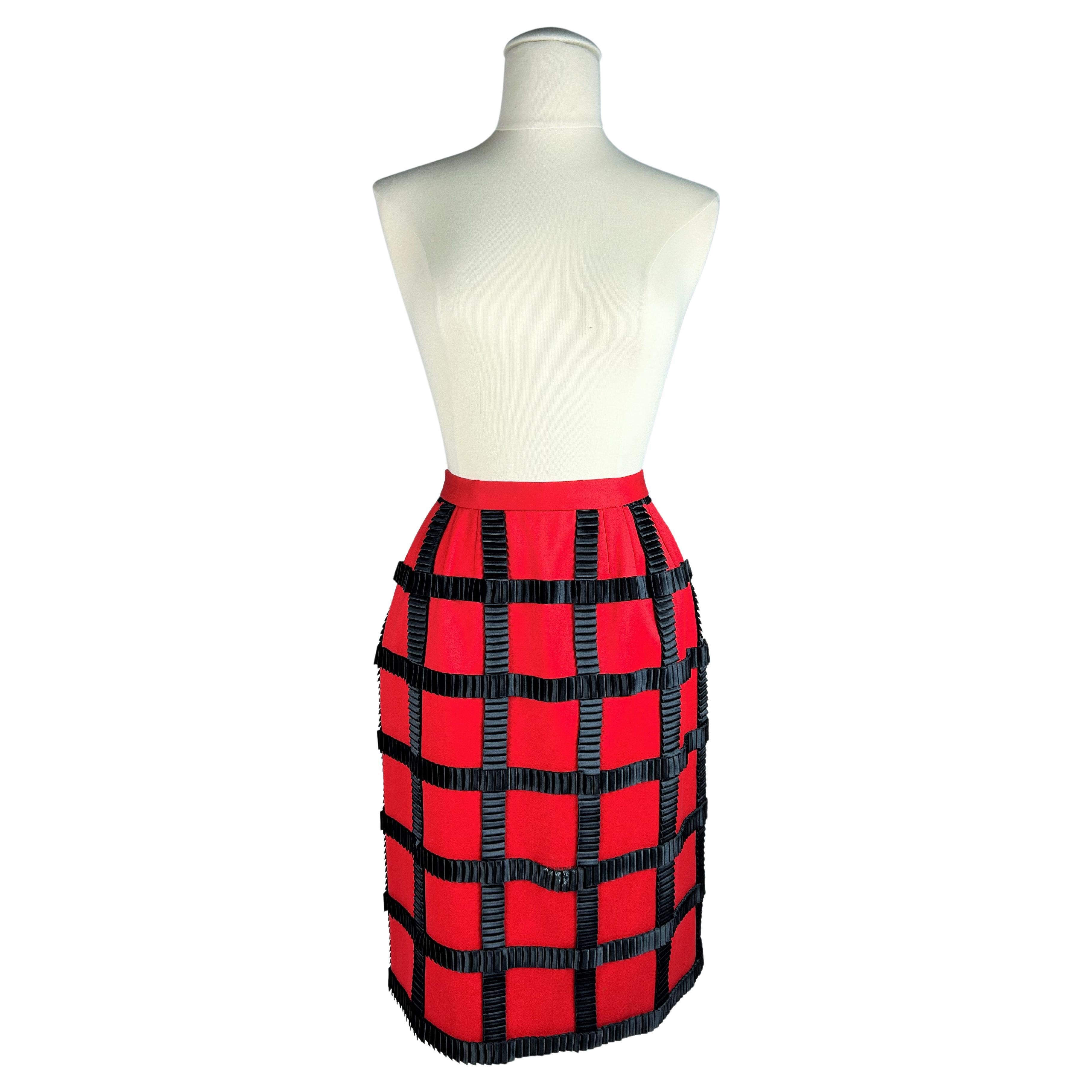 Skirt by Paco Rabanne with black ribbons on red wool - Spring Summer 1989 For Sale