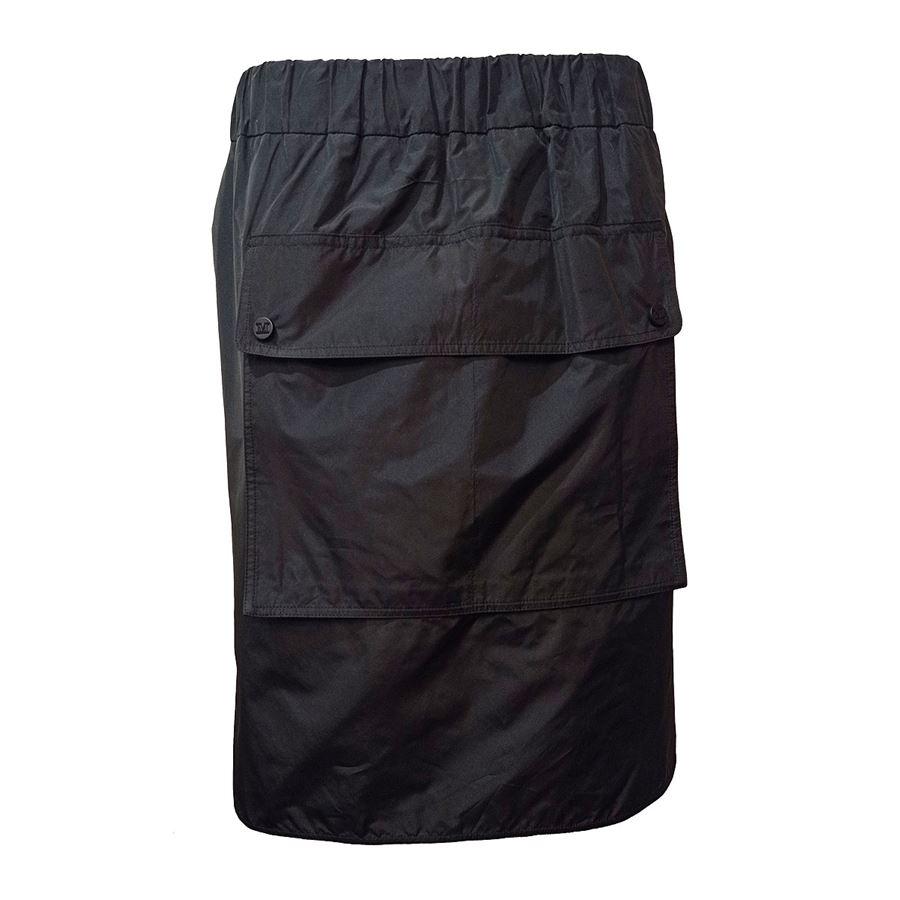Polyester (71%) Silk (29%) Black color Big pocket on the front Two back pockets Elastic waist Asymmetrical Total length cm 62 (2440 inches) Waist cm 38 (149 inches)
