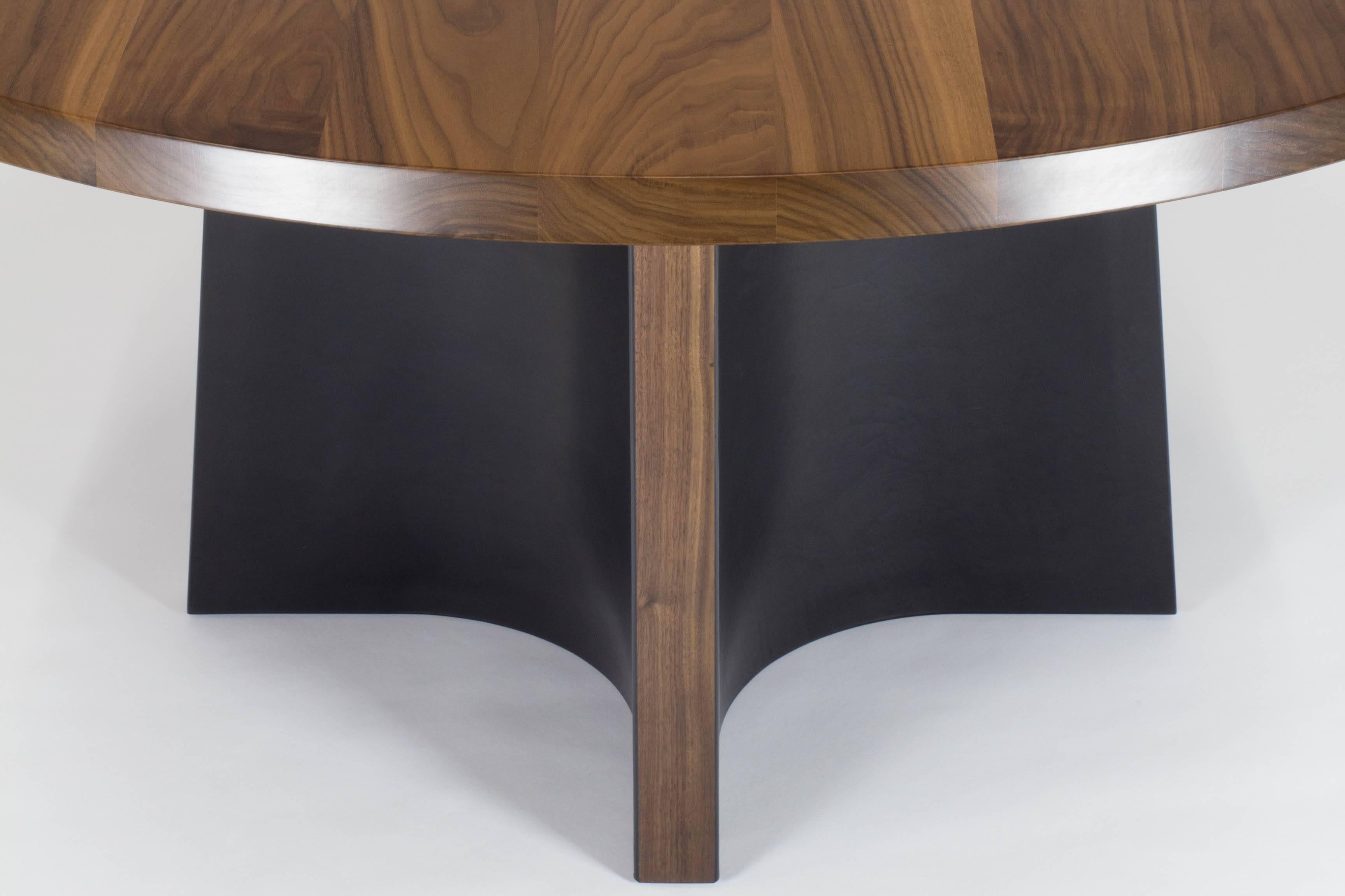 Modern Skirt Round Dining Table in Walnut and Leather For Sale
