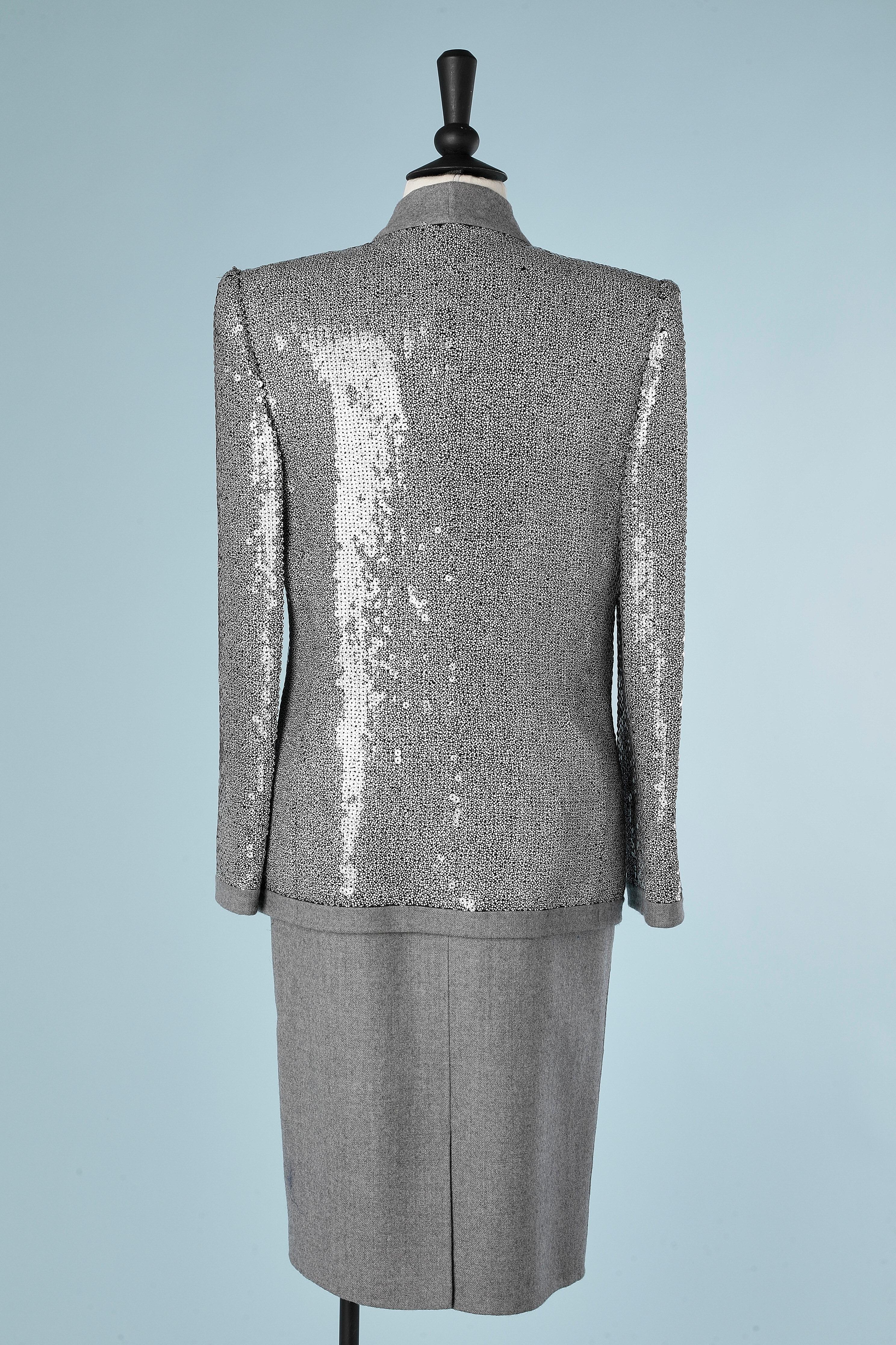 Skirt suit in grey wool and black&white sequin Numbered André Laug  In Excellent Condition In Saint-Ouen-Sur-Seine, FR