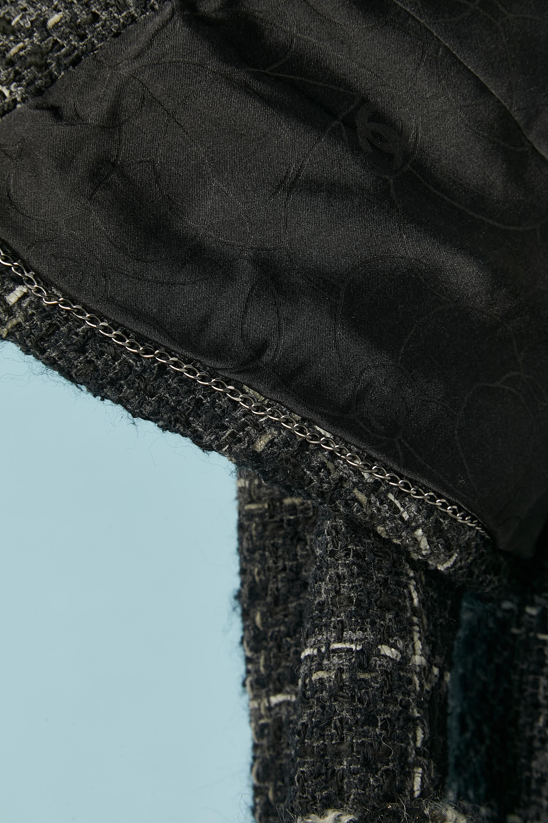 Rock-Anzug aus Tweed mit kariertem Muster Chanel  im Angebot 6