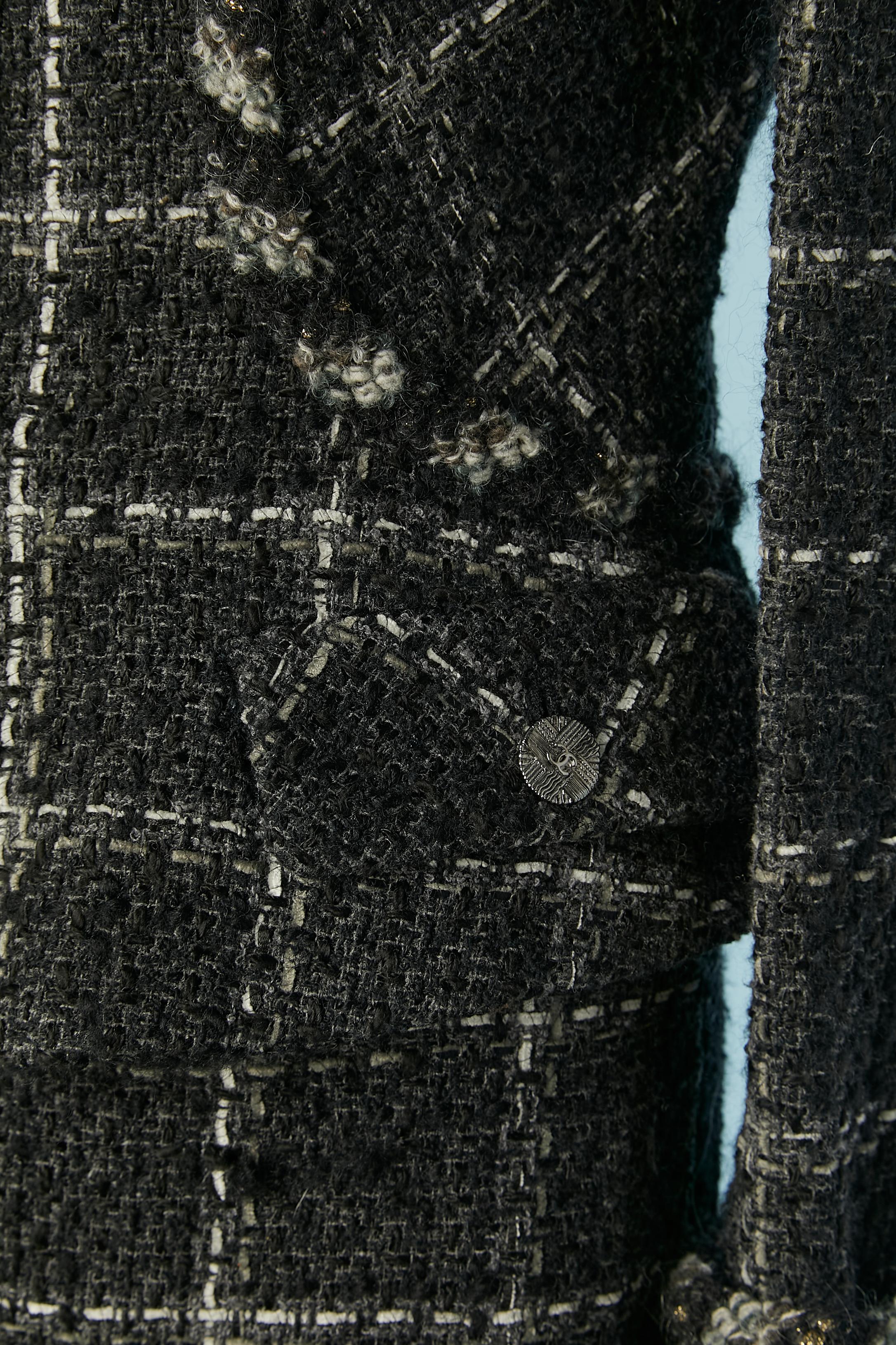 Combinaison jupe en tweed à carreaux Chanel  Pour femmes en vente
