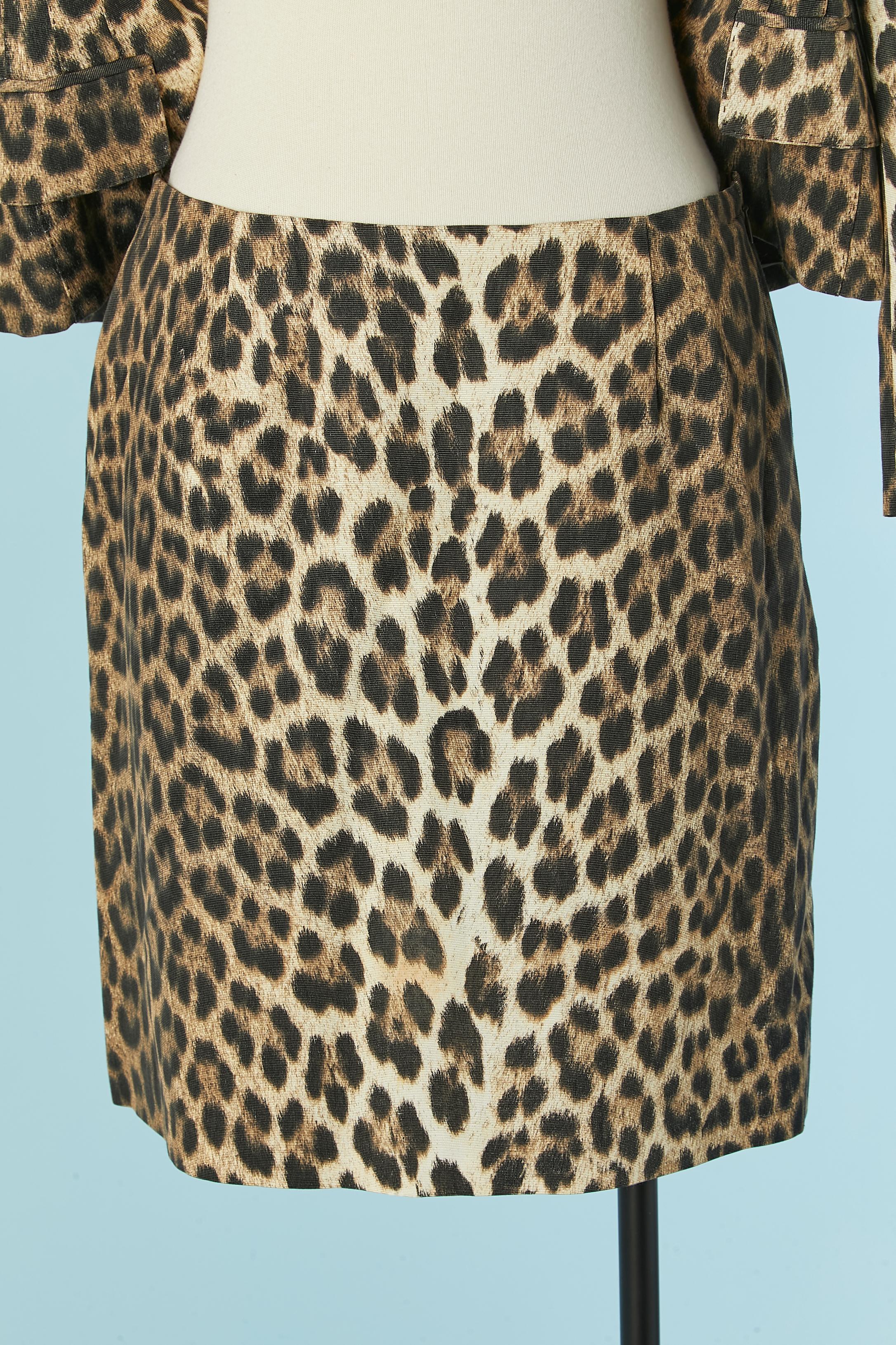 Rockanzug mit Leopardenmuster MOSCHINO Cheap & Chic im Angebot 1