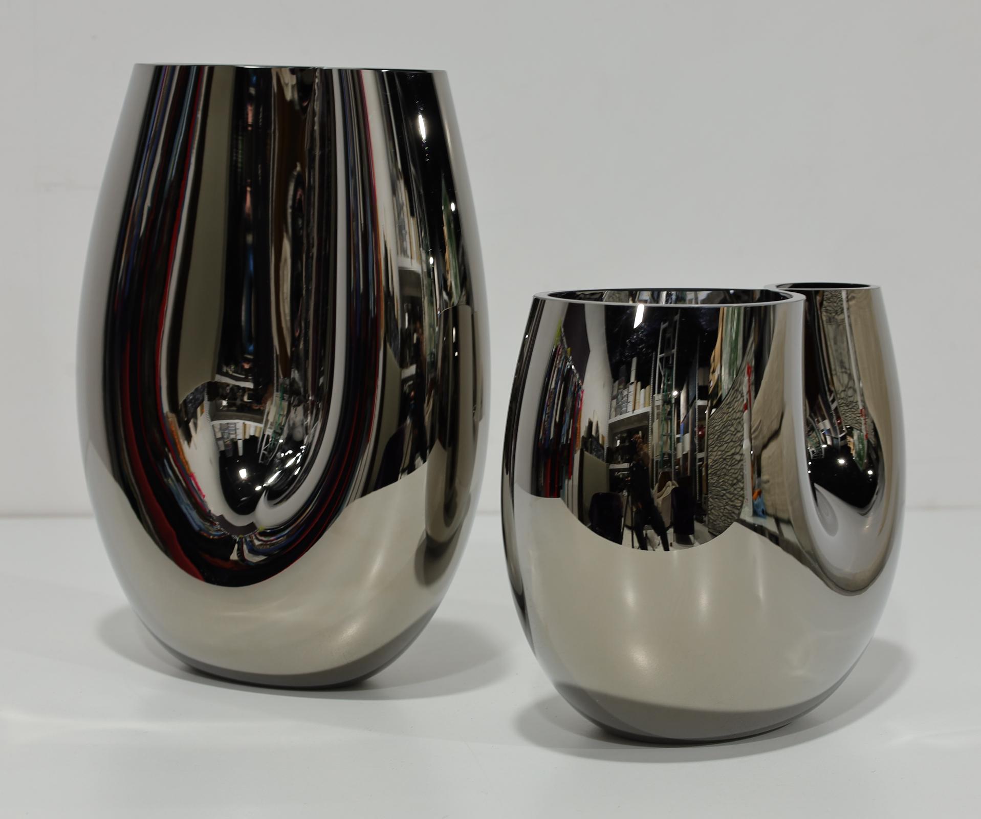 Vases en verre SkLO 