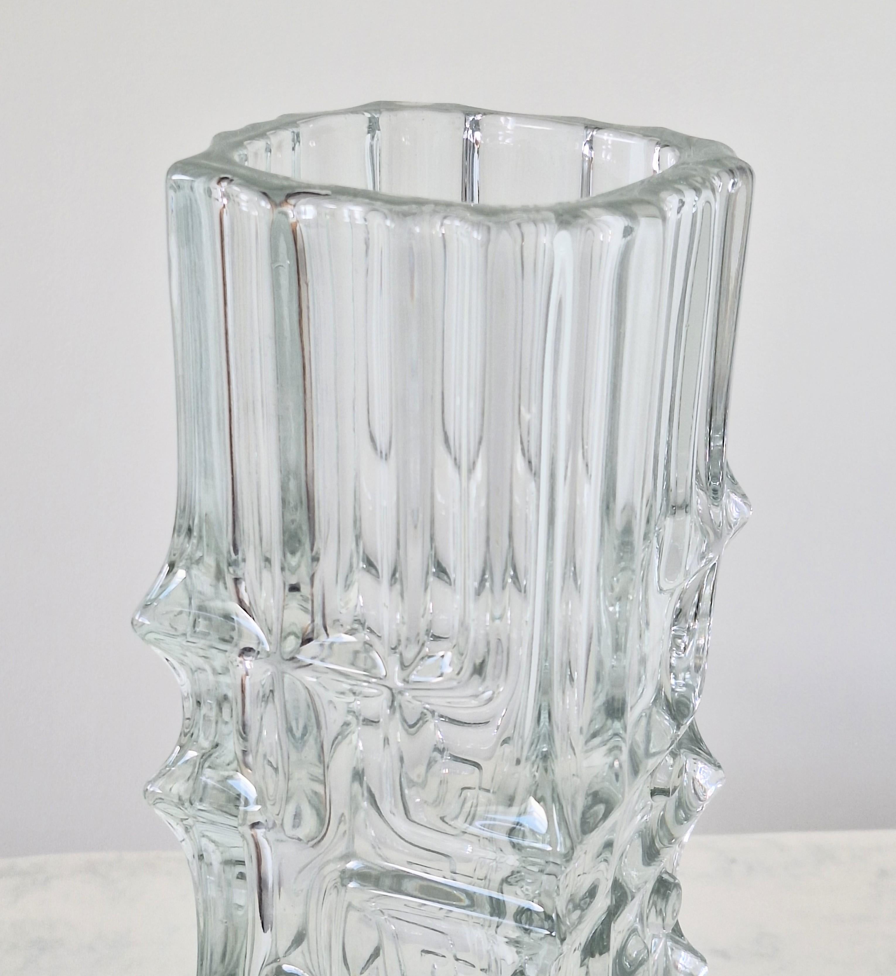 Sklo Union Melting Ice Glass Vase In Good Condition For Sale In London, GB