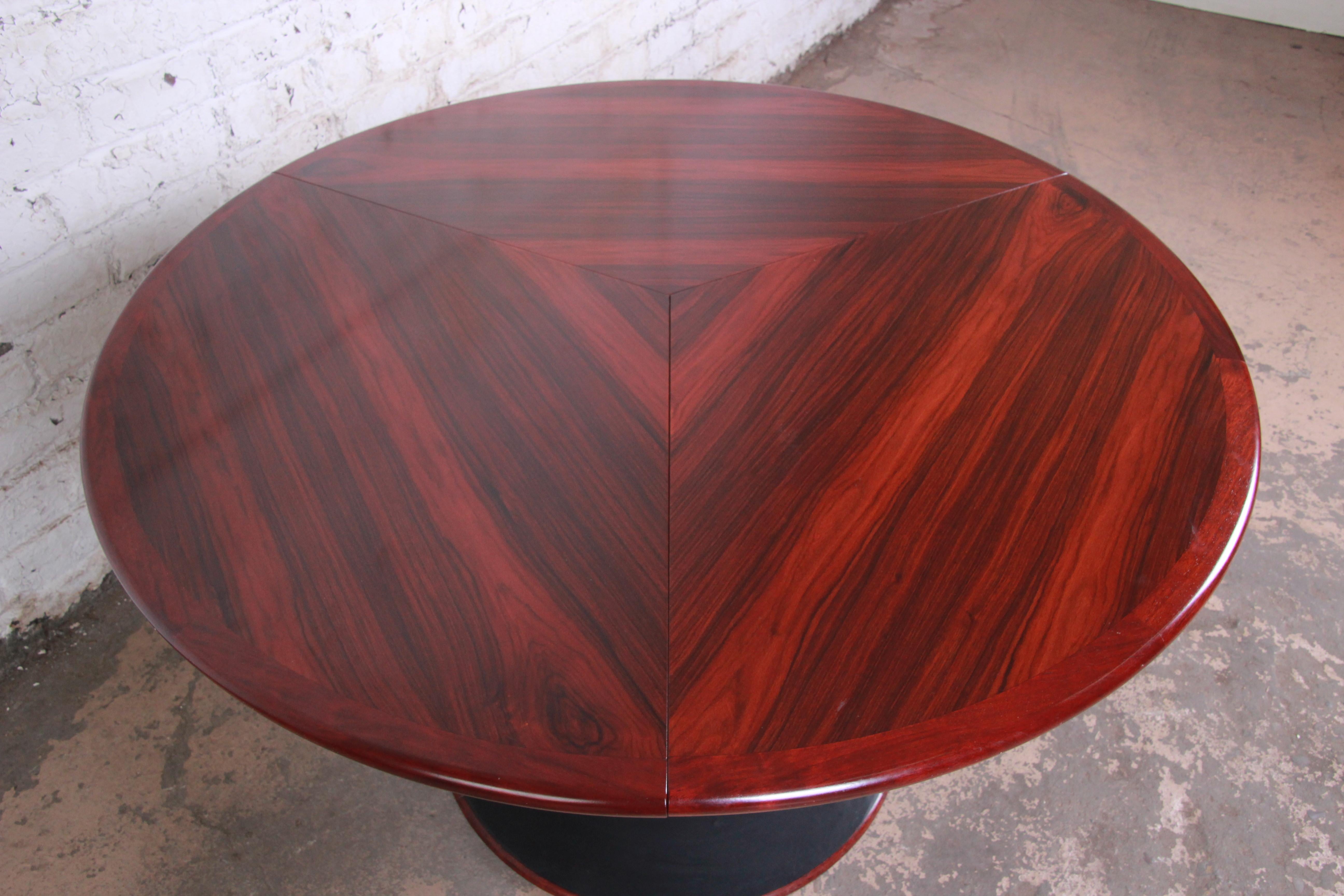 Skovby Danish Modern Rosewood Expandable Pedestal Dining Table 5