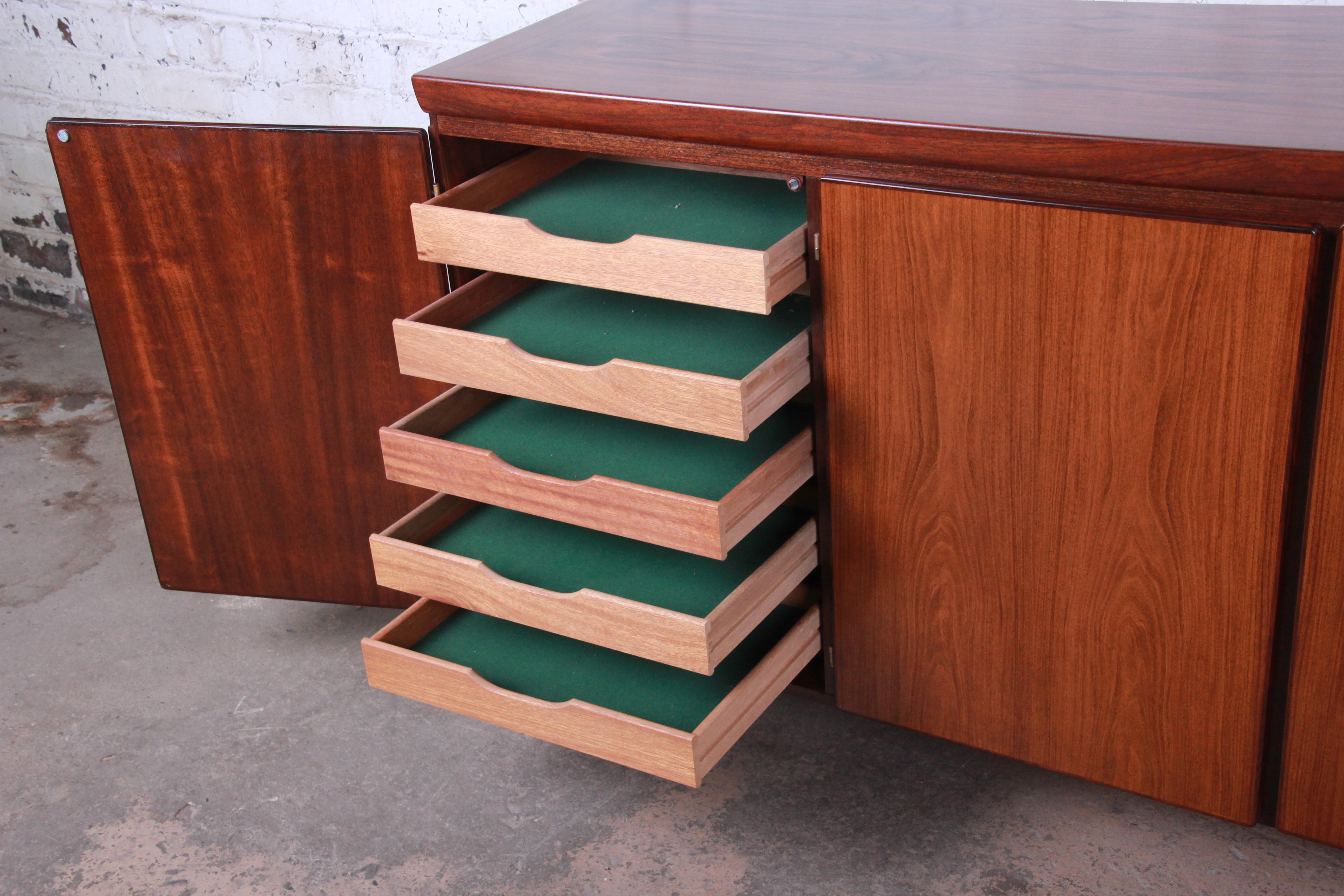 hairpin legs sideboard