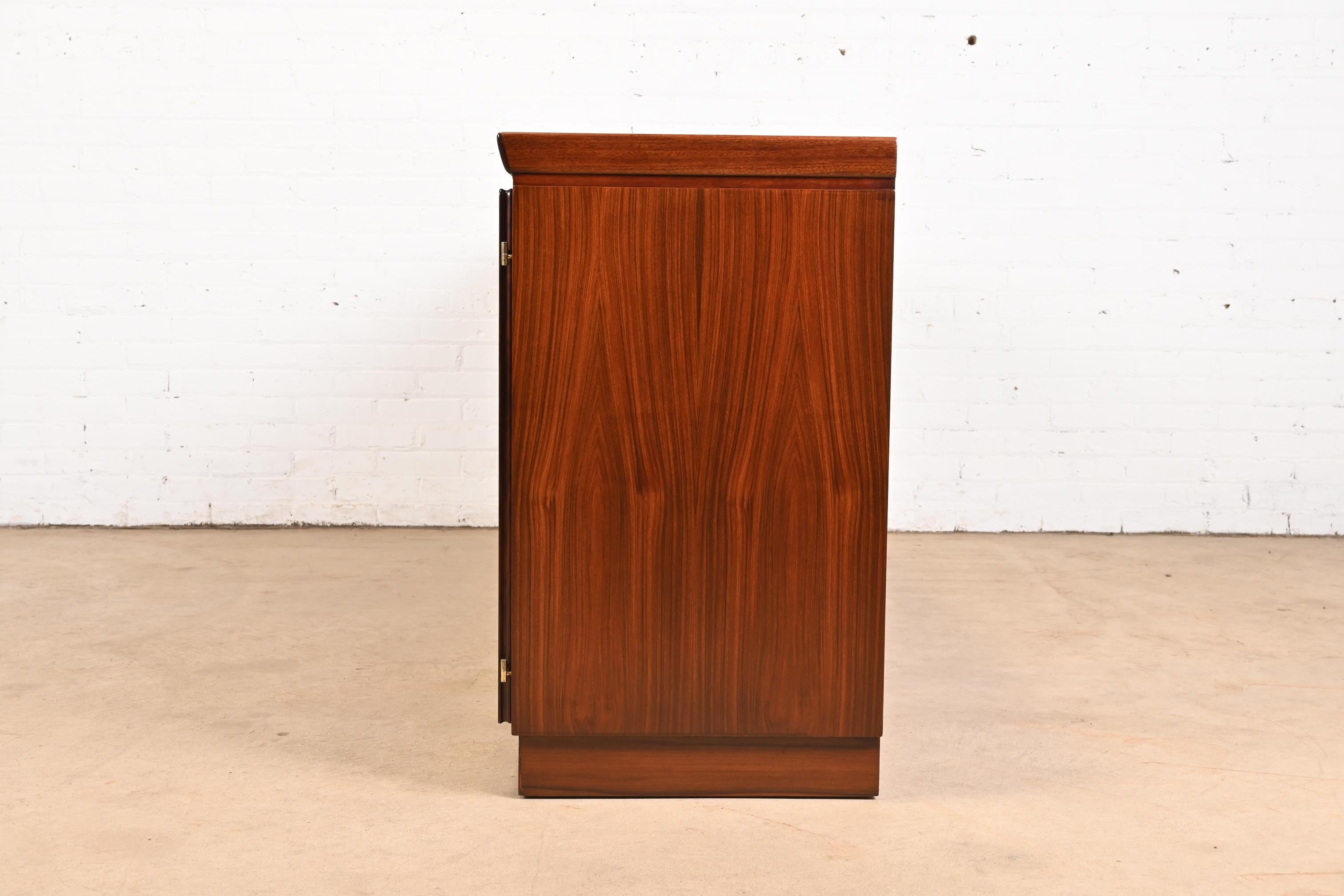 Skovby Danish Modern Rosewood Sideboard Credenza or Bar Cabinet, Refinished 8
