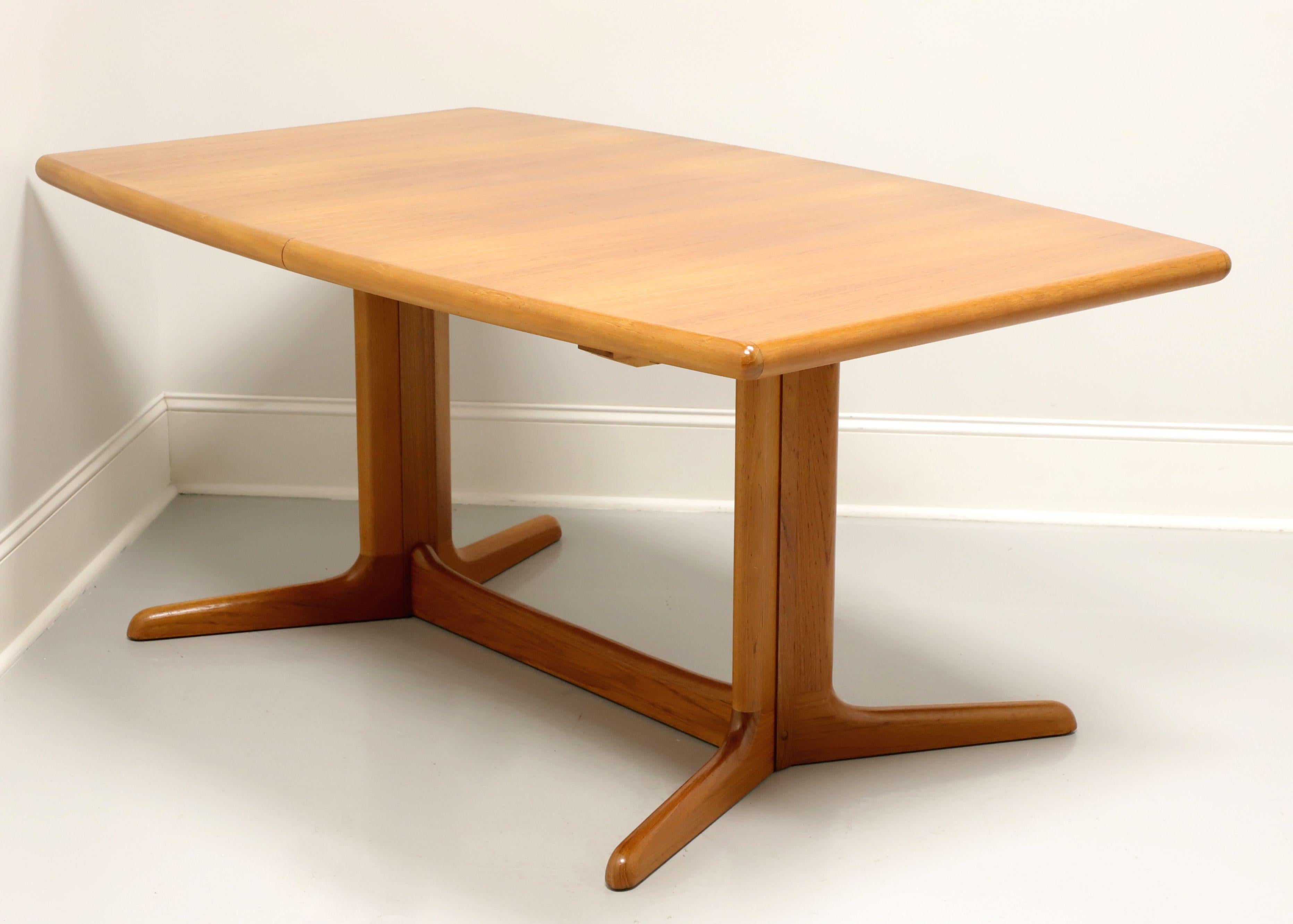 SKOVBY Danish Modern Teak Dining Table 5