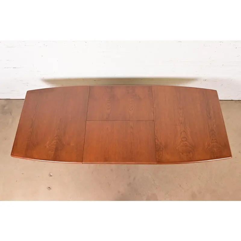 Skovby Danish Modern Teak Pedestal Extension Dining Table, Newly Refinished For Sale 1