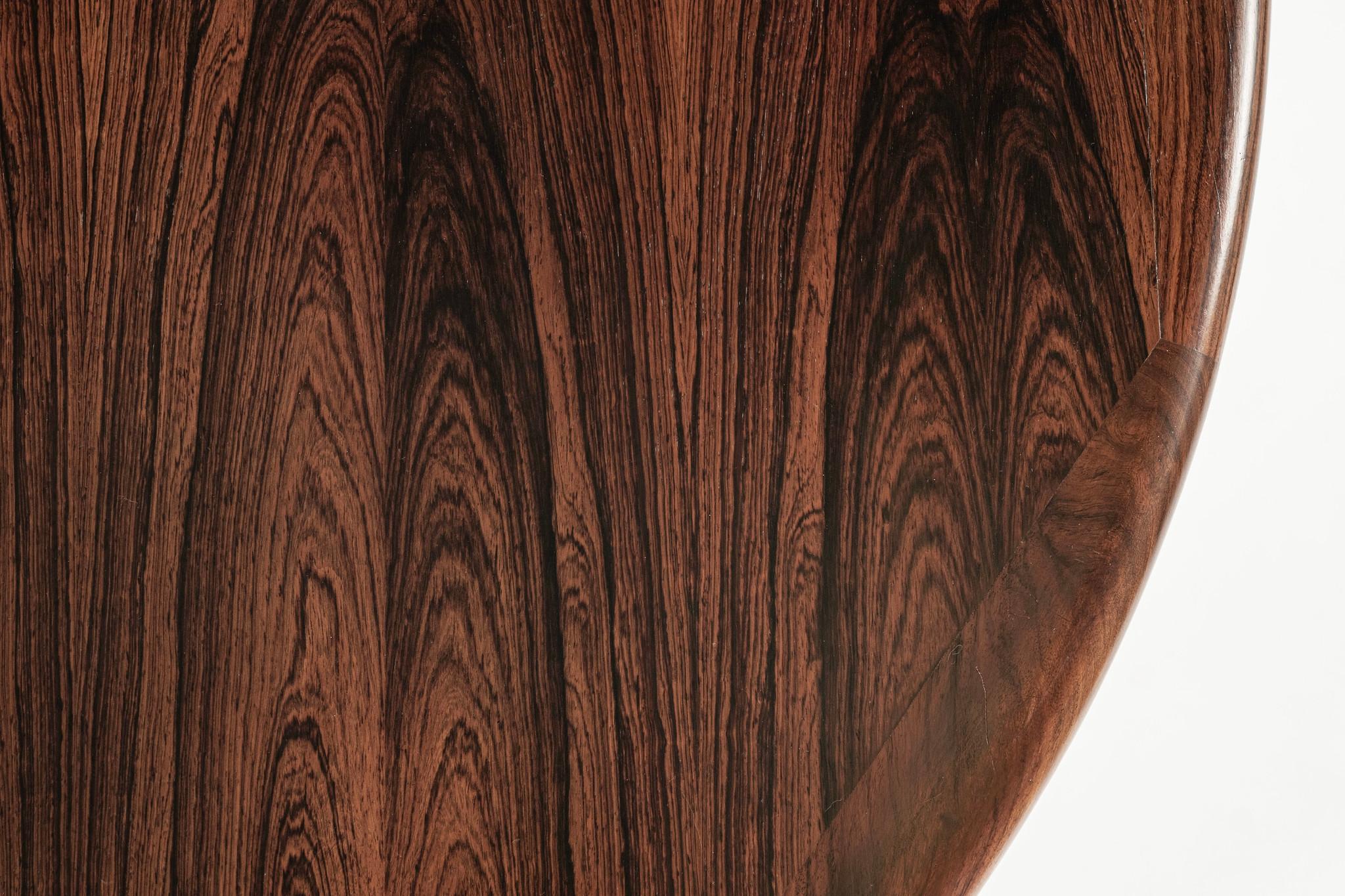 Danish Skovby Møbelfabrik Rosewood Round or Oval Dining Table with Two Leaves