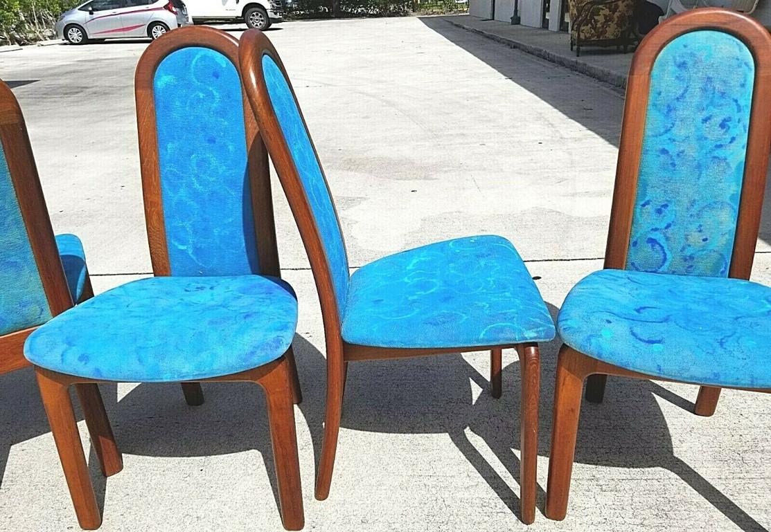 Mid-20th Century Skovby Møbelfabrik Solid Teak Dining Chairs Set of 5 For Sale