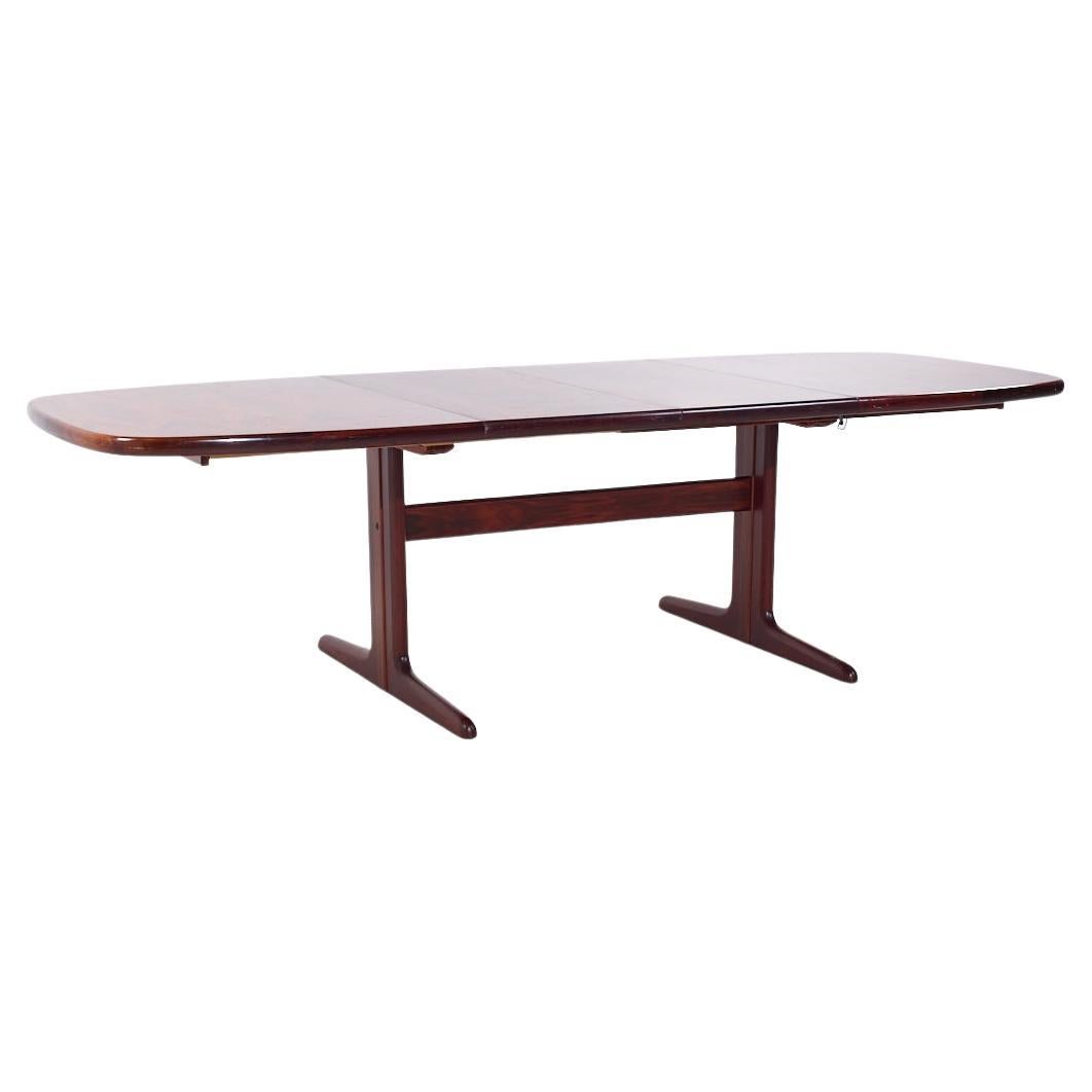Skovby MCM Danish Rosewood Hidden Leaf Expanding Dining Table with 2 Leaves For Sale