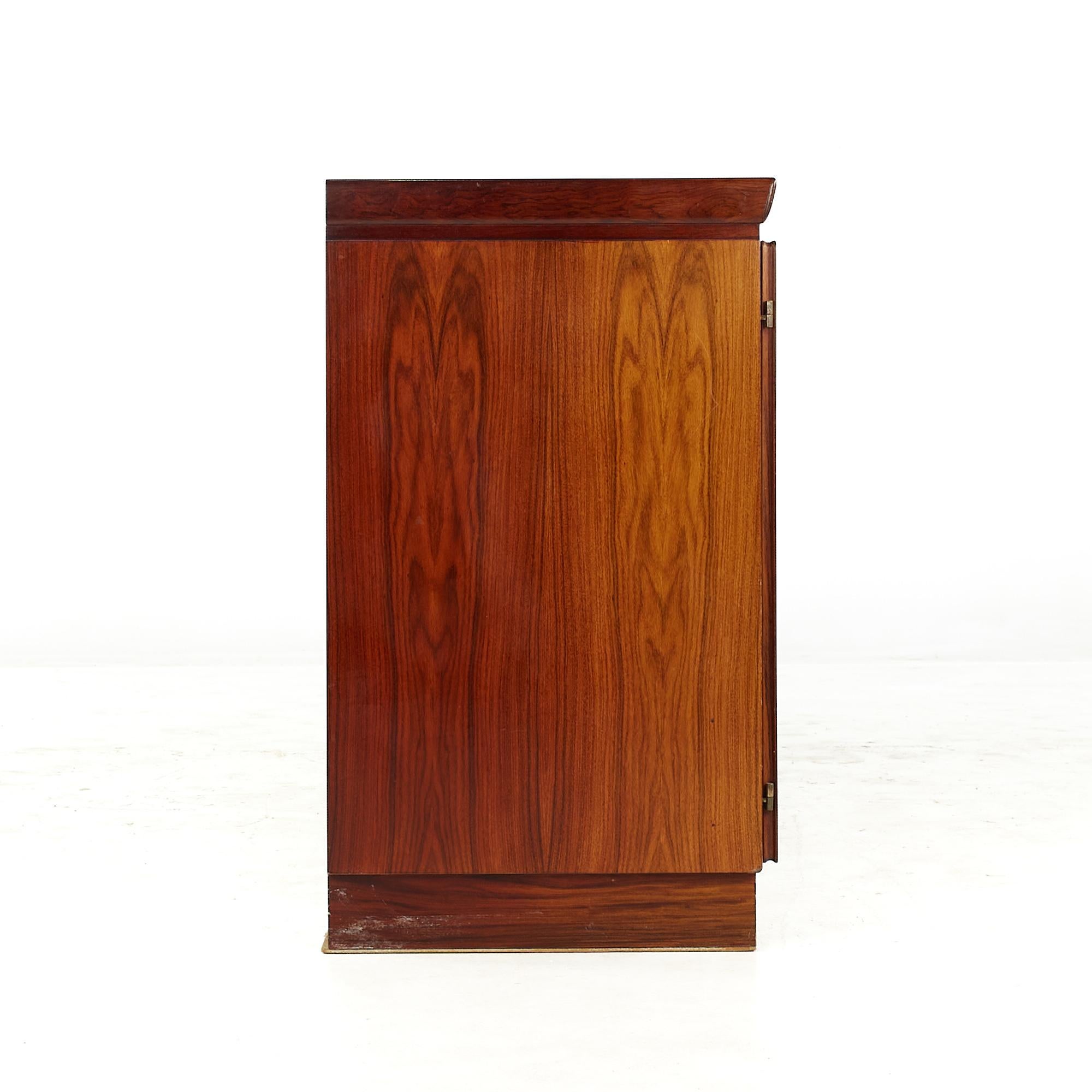 Skovby Mid-Century Danish Rosewood Buffet and Hutch 1