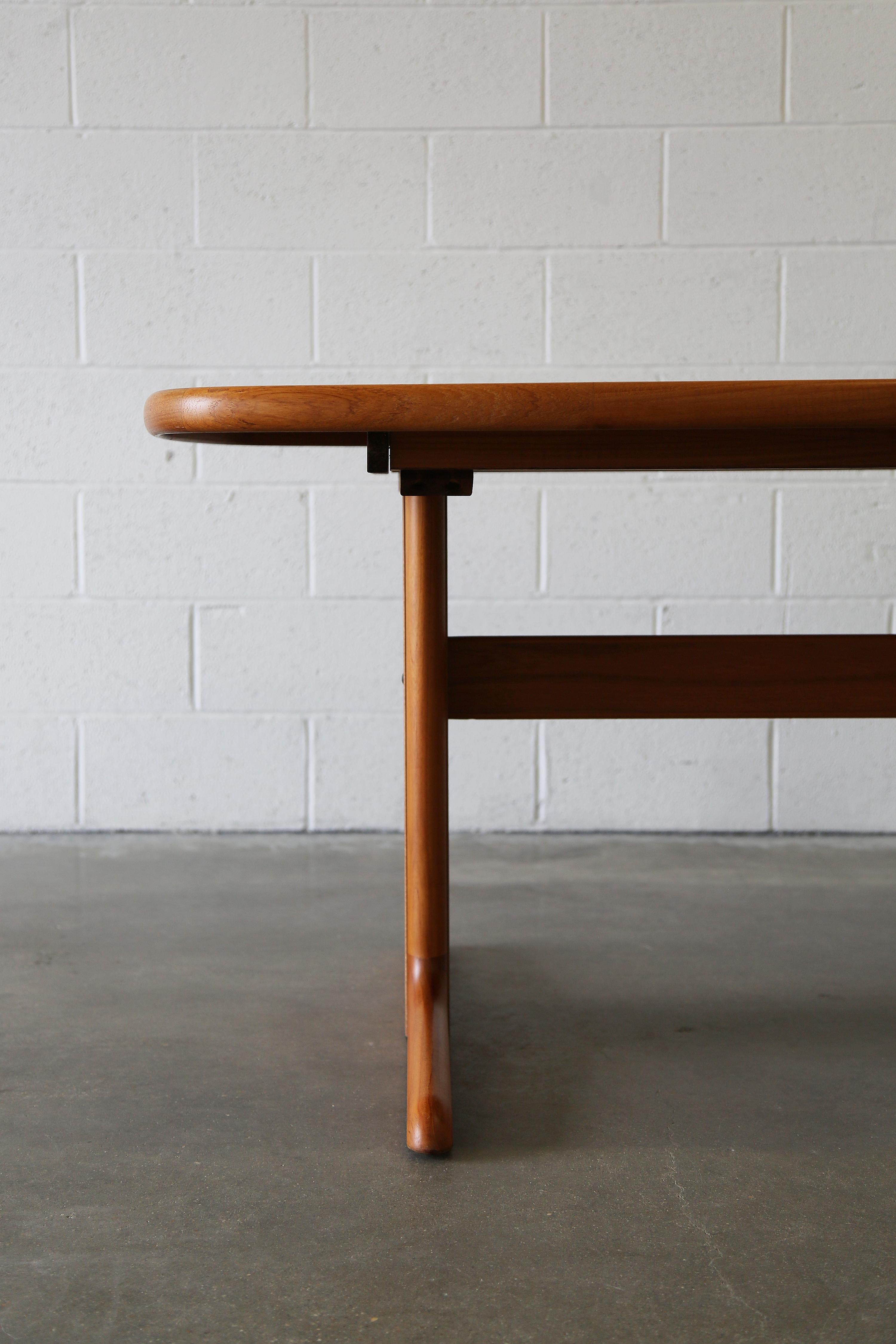 Skovby Mobelfabrik Teakholz-Esstisch Dänisch Modern, ca. 1970er Jahre im Angebot 5