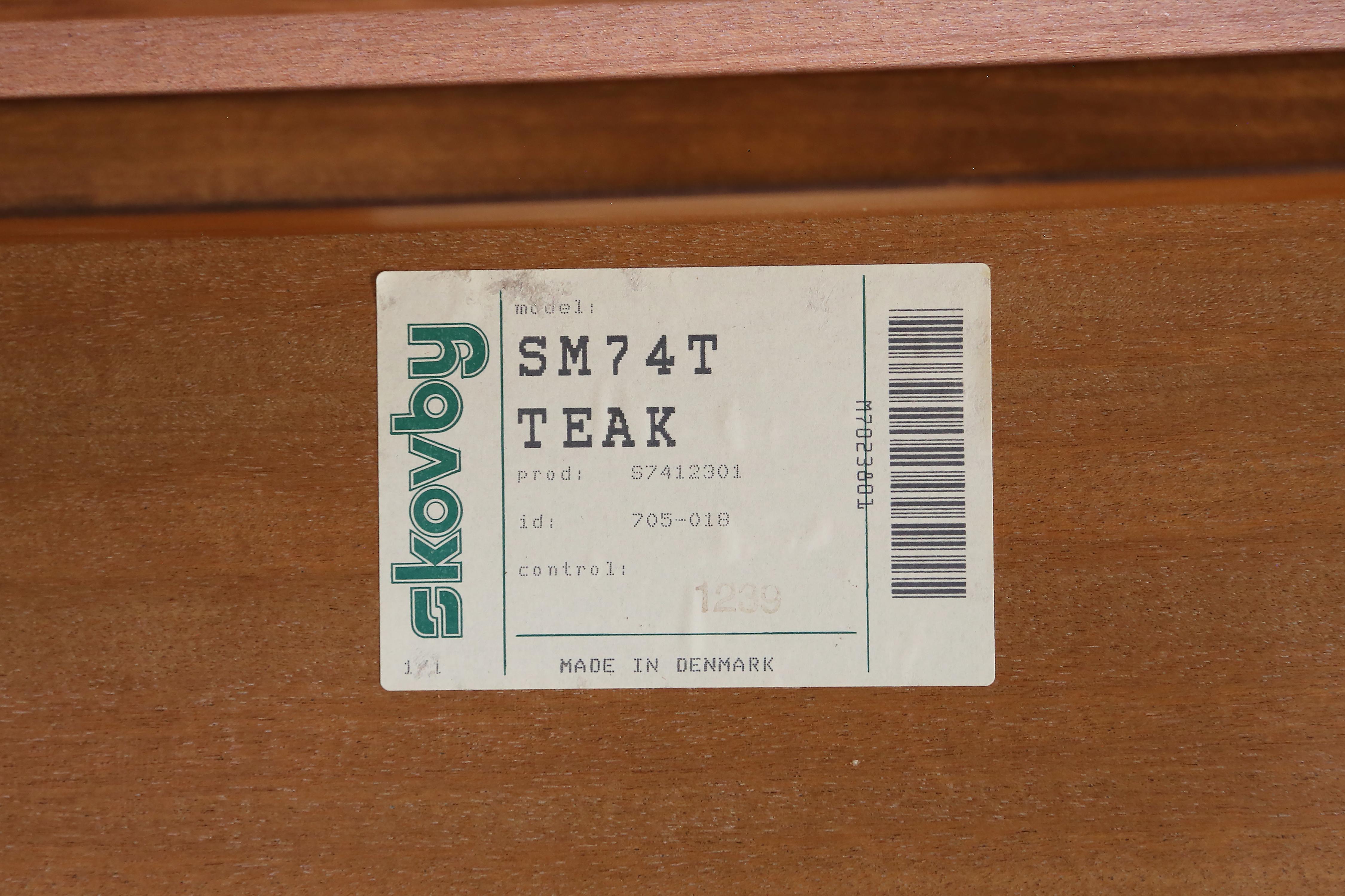 Skovby Mobelfabrik Teakholz-Esstisch Dänisch Modern, ca. 1970er Jahre im Angebot 7
