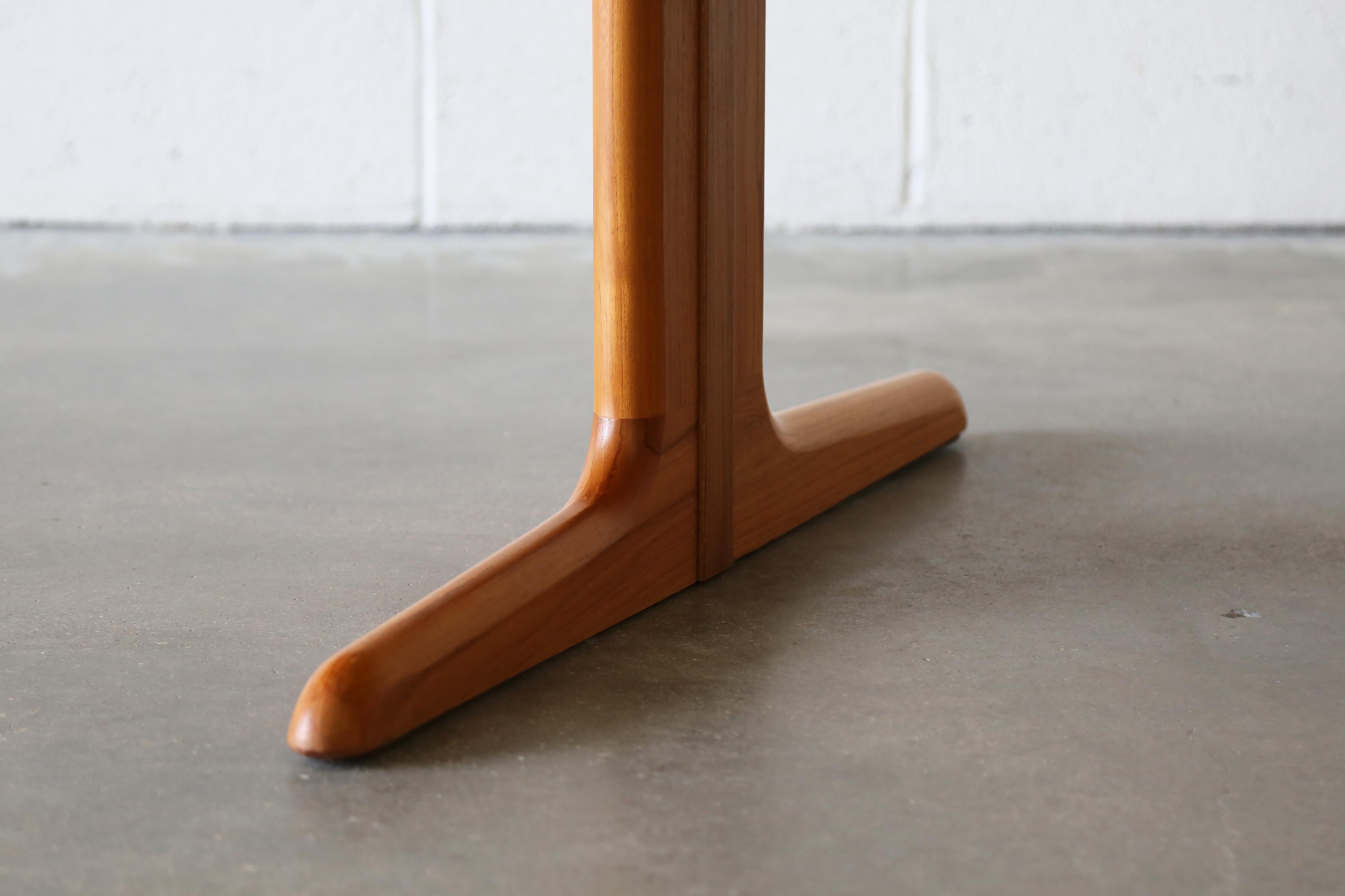 Skovby Mobelfabrik Teakholz-Esstisch Dänisch Modern, ca. 1970er Jahre im Zustand „Gut“ im Angebot in Virginia Beach, VA