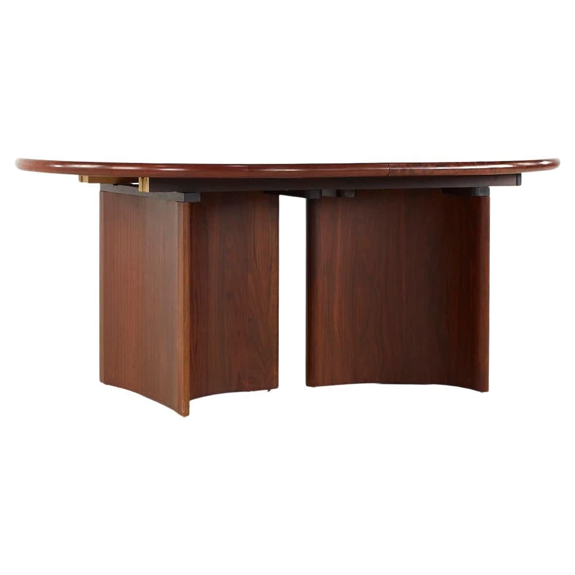 Skovmand and Andersen Mid Century Rosewood Expanding Dining Table with 2 Leaves