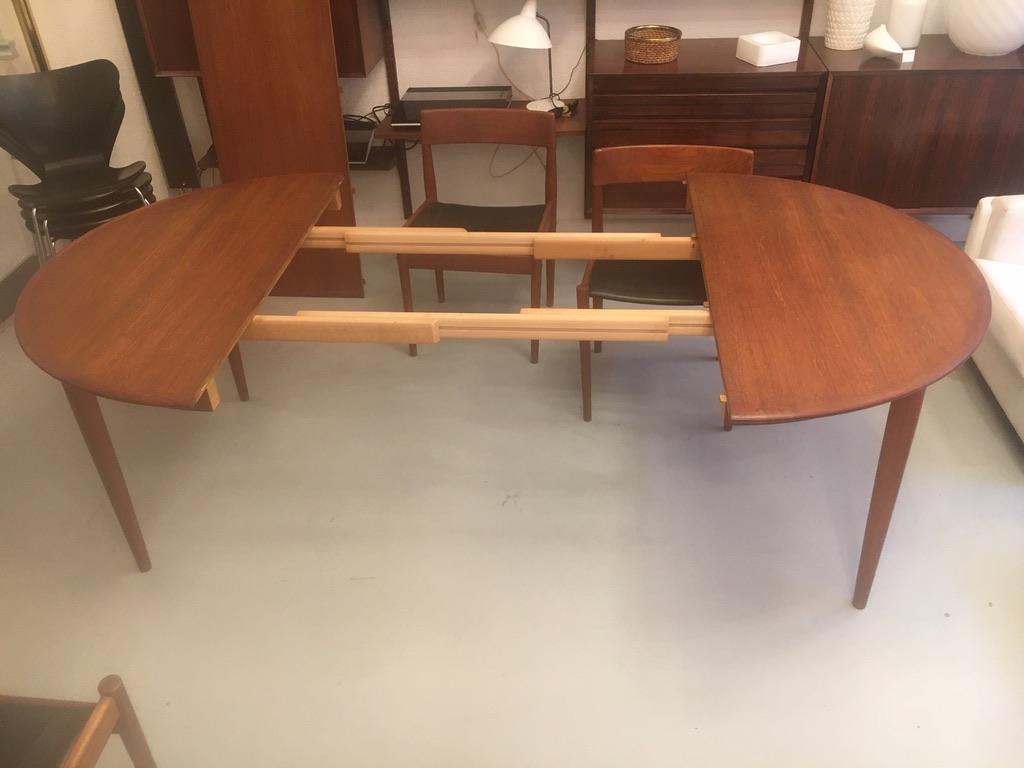 Skovmand & Andersen Extendable Teak Dining Table, Denmark, circa 1960 1