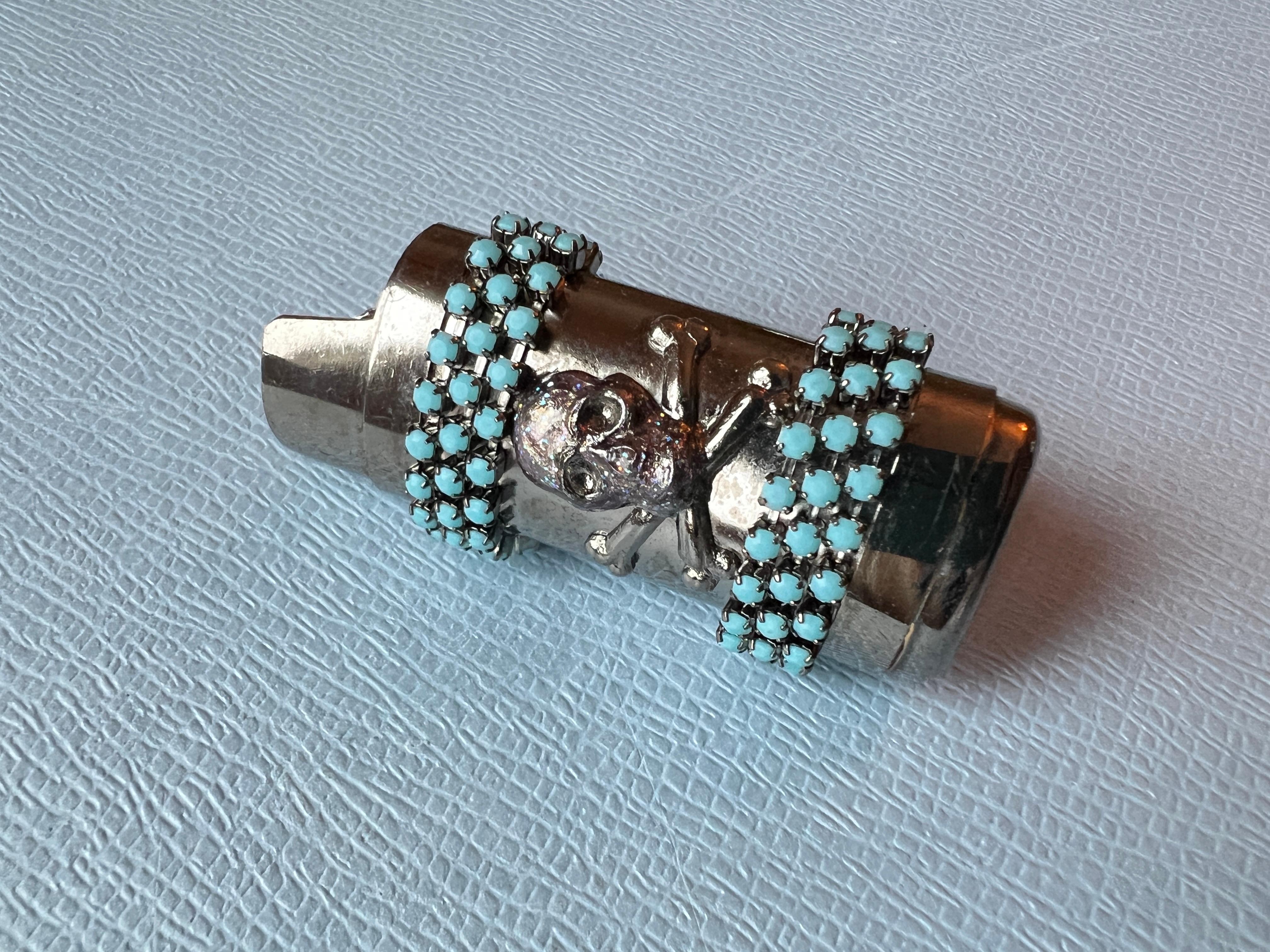 Skull Bone Light Holder Ruthenium Vintage For Sale 3