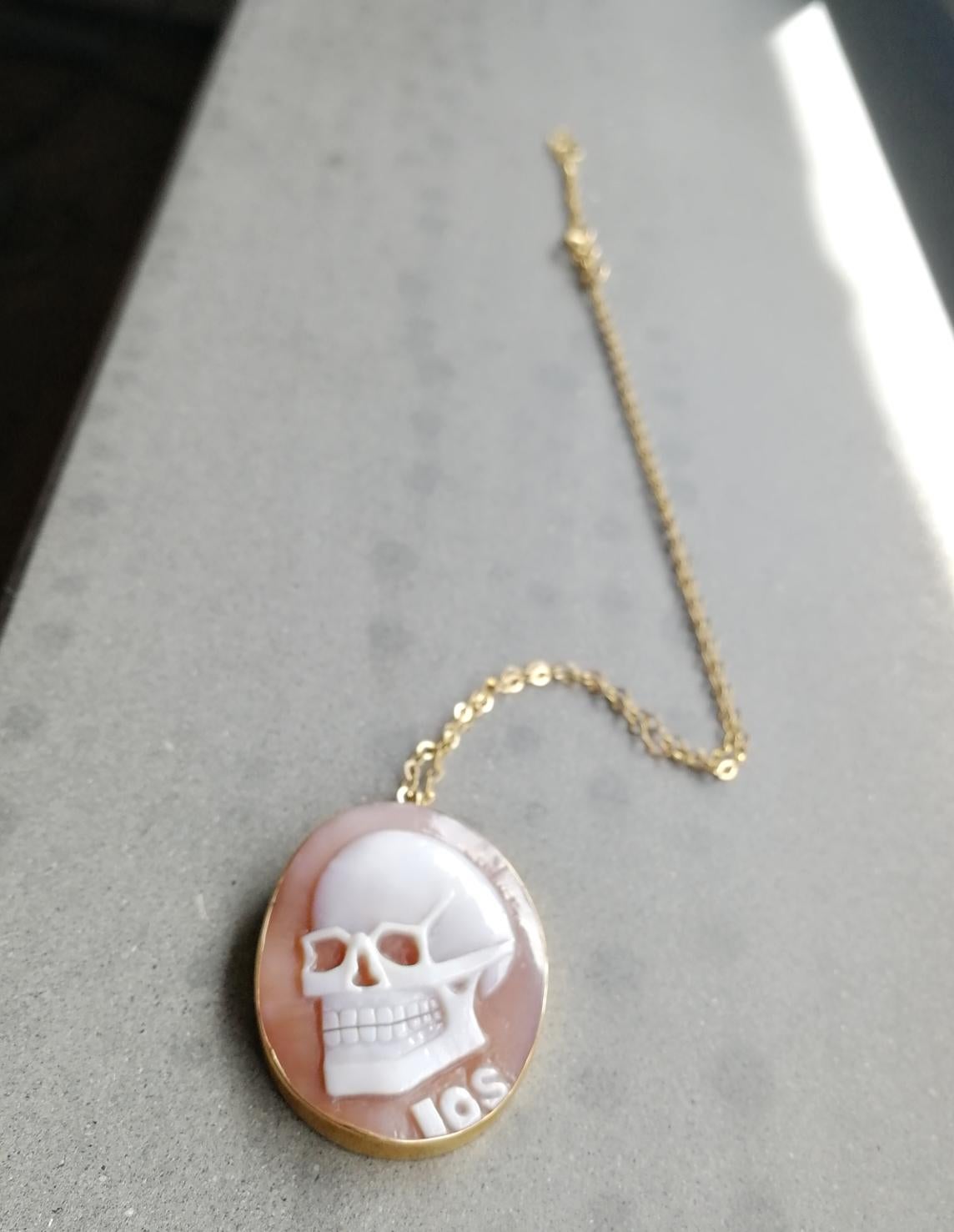 iosselliani skull necklace