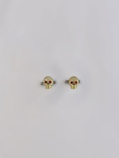 Skull cufflinks with Swarovski crystals