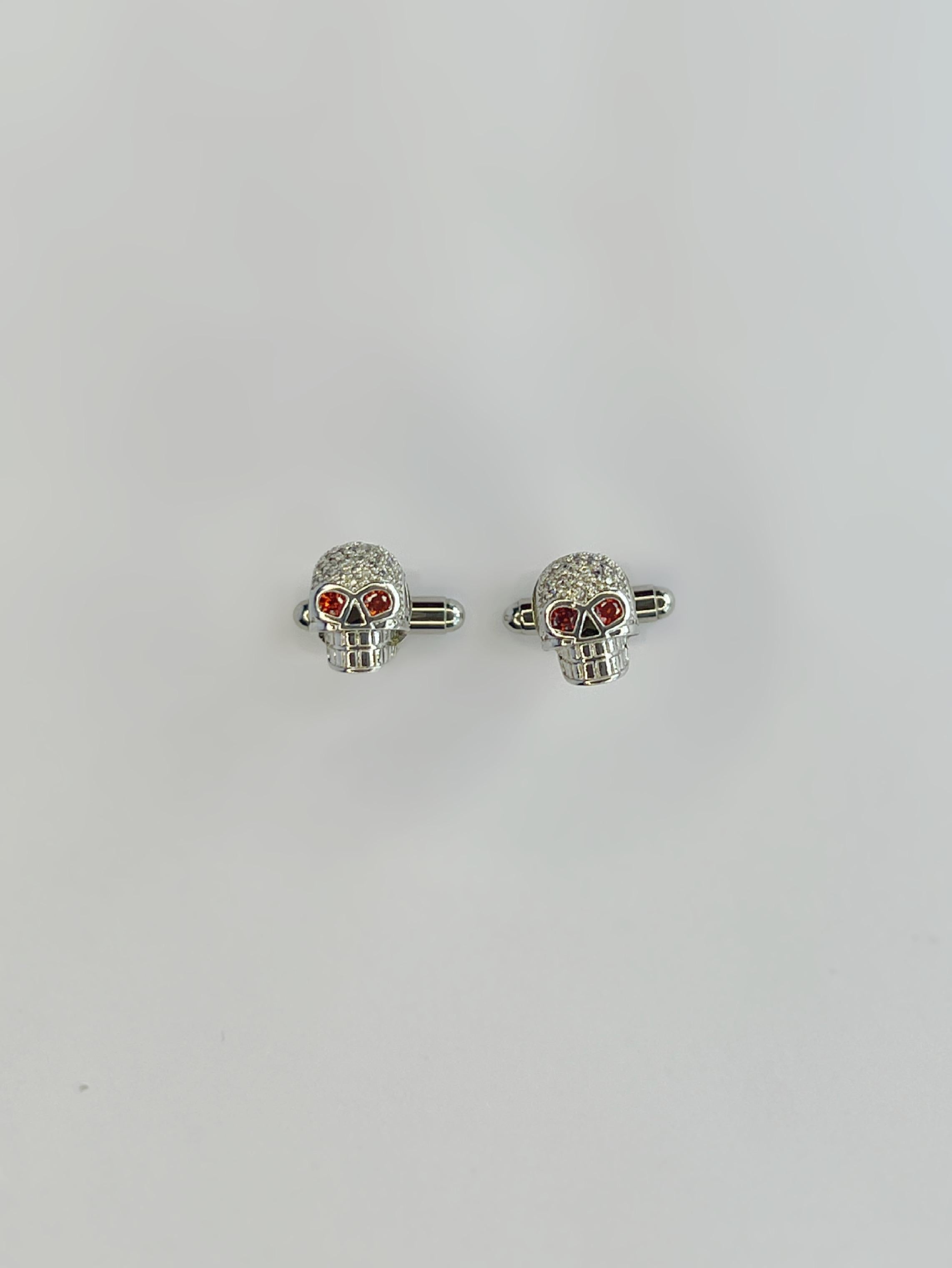 Artista Gemelli con teschio e cristalli Swarovski in vendita