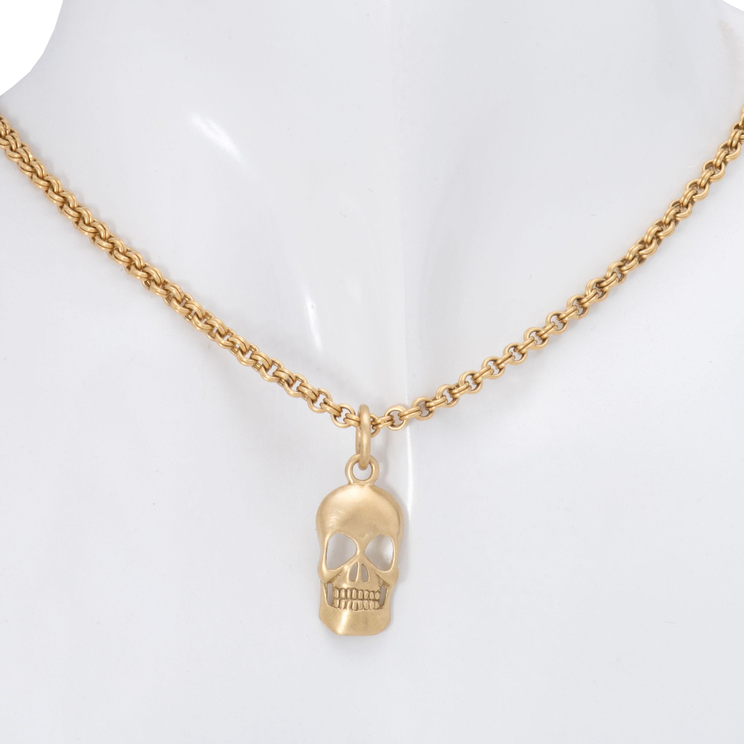 Skull Pendant in 18 Karat Gold In New Condition For Sale In Santa Fe, NM