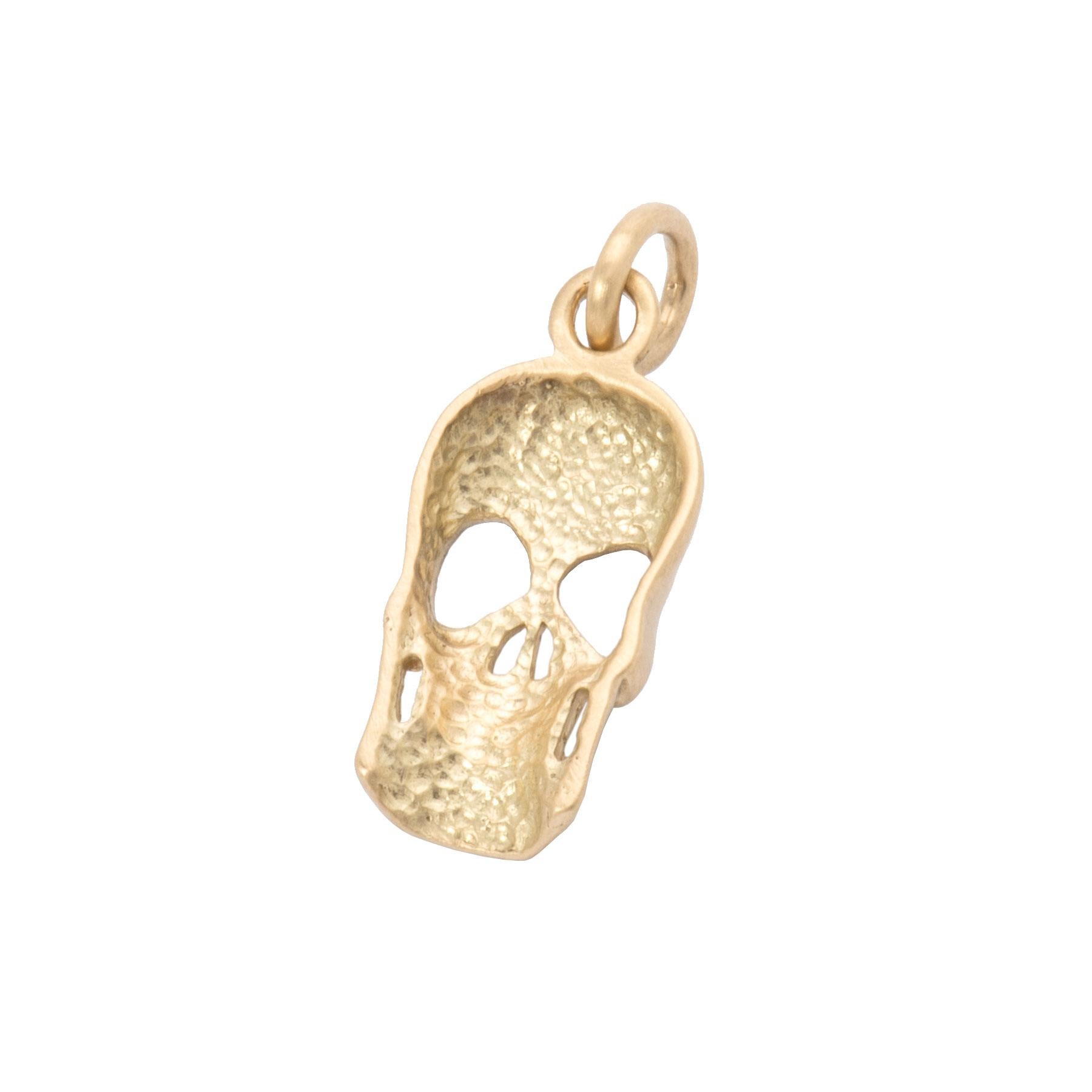 Women's or Men's Skull Pendant in 18 Karat Gold For Sale