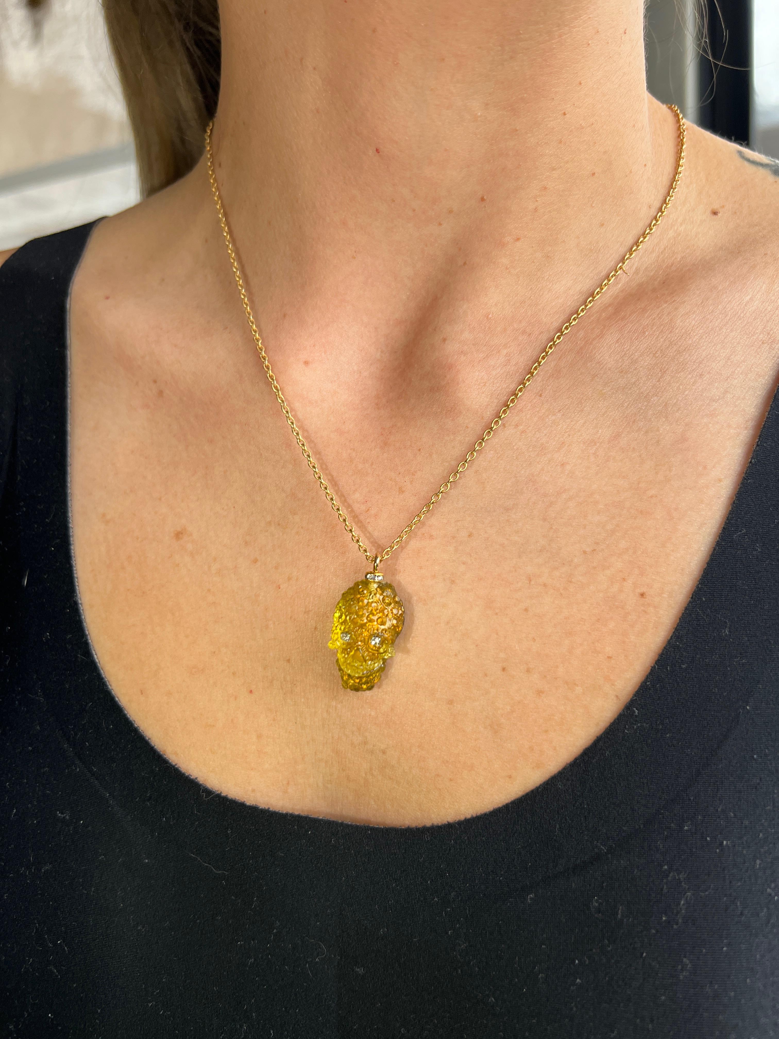 Collana con ciondolo a forma di teschio. In condizioni Nuovo in vendita a BOGOTÁ, CO