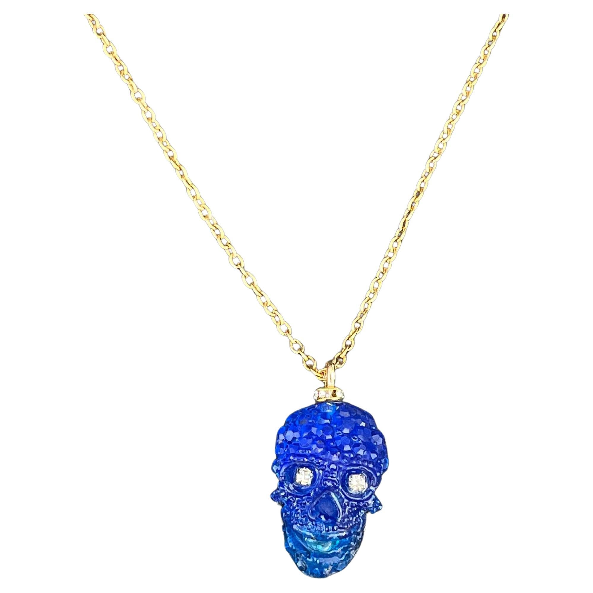Skull pendant necklace.